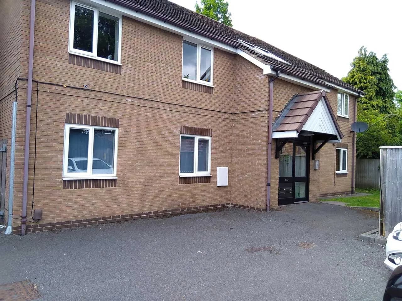property photo 1 of 15