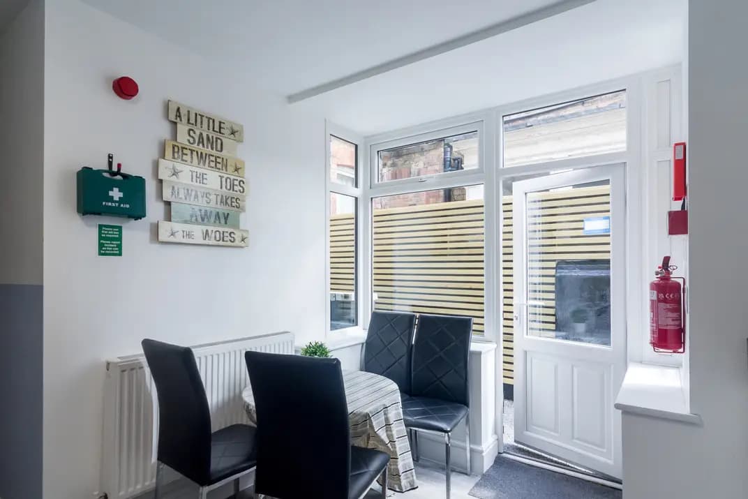 property photo 17 of 40