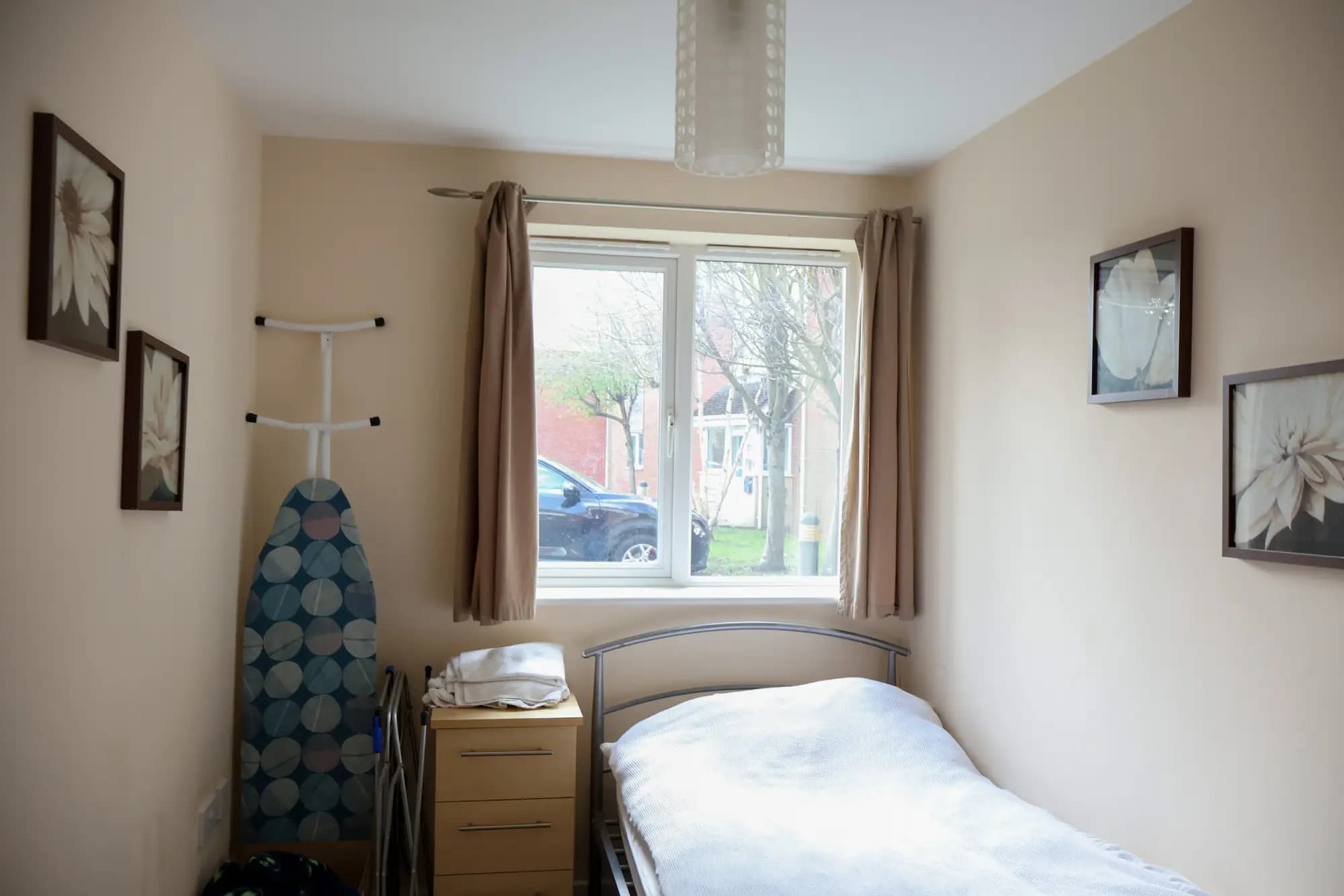 property photo 11 of 15