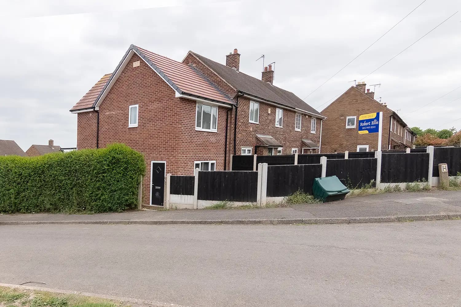 property photo 0 of 31