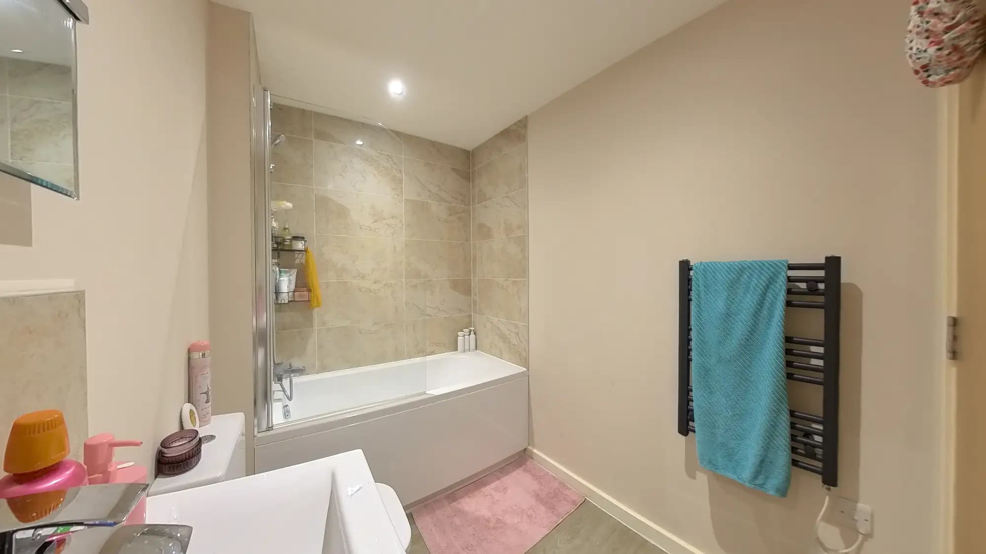 property photo 10 of 16