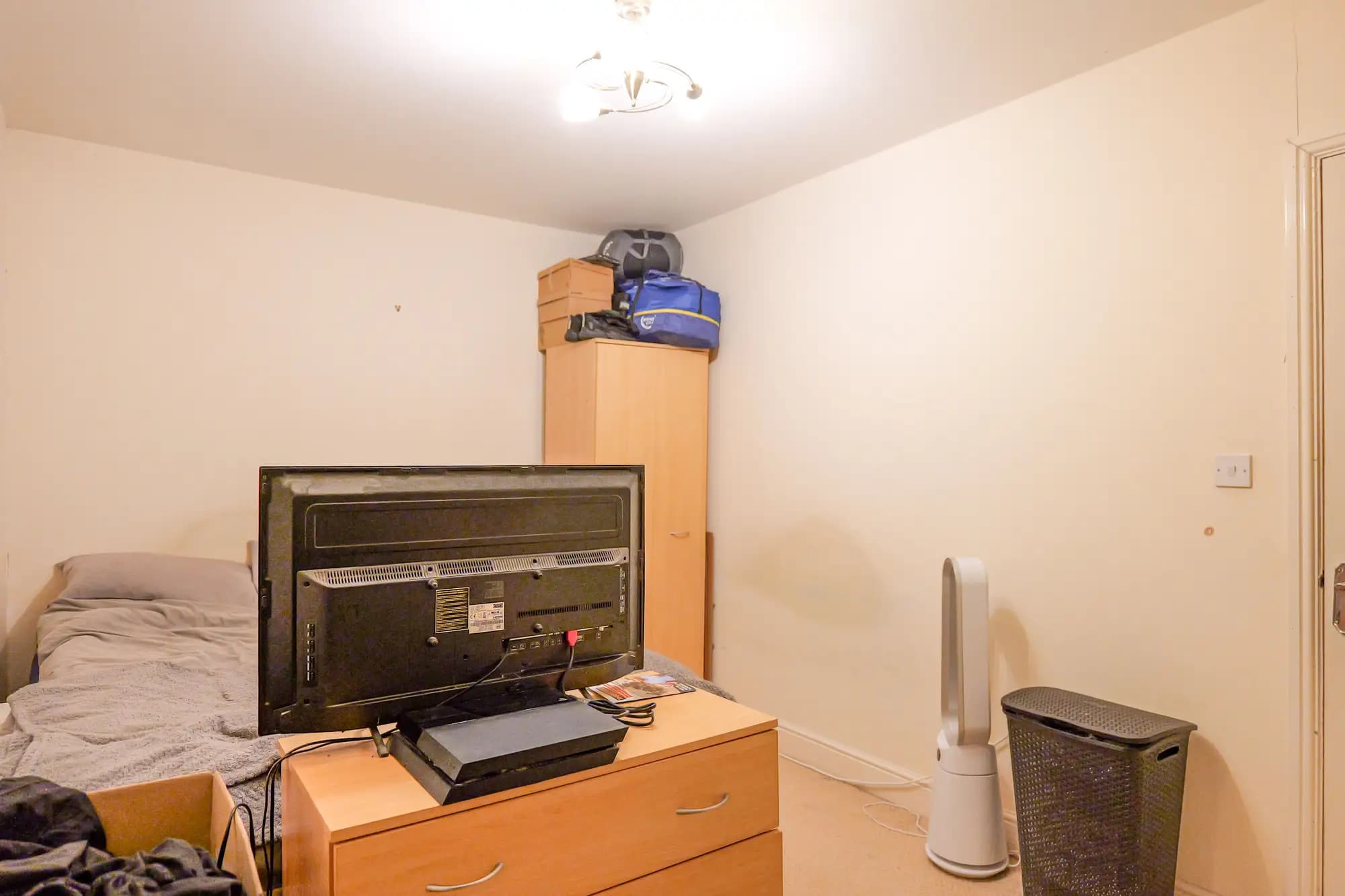 property photo 12 of 19