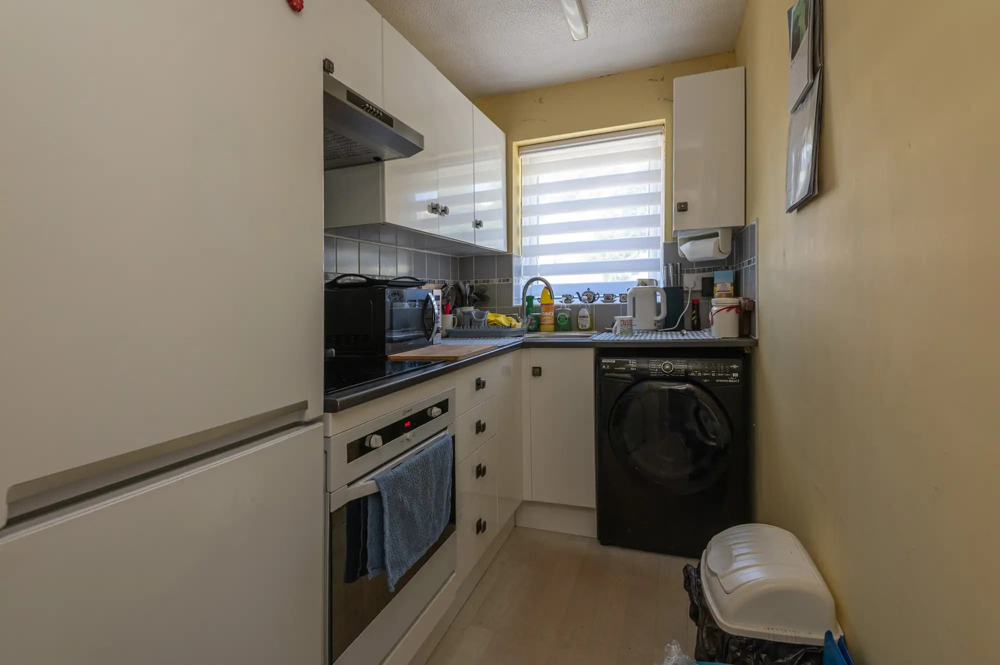 property photo 7 of 17