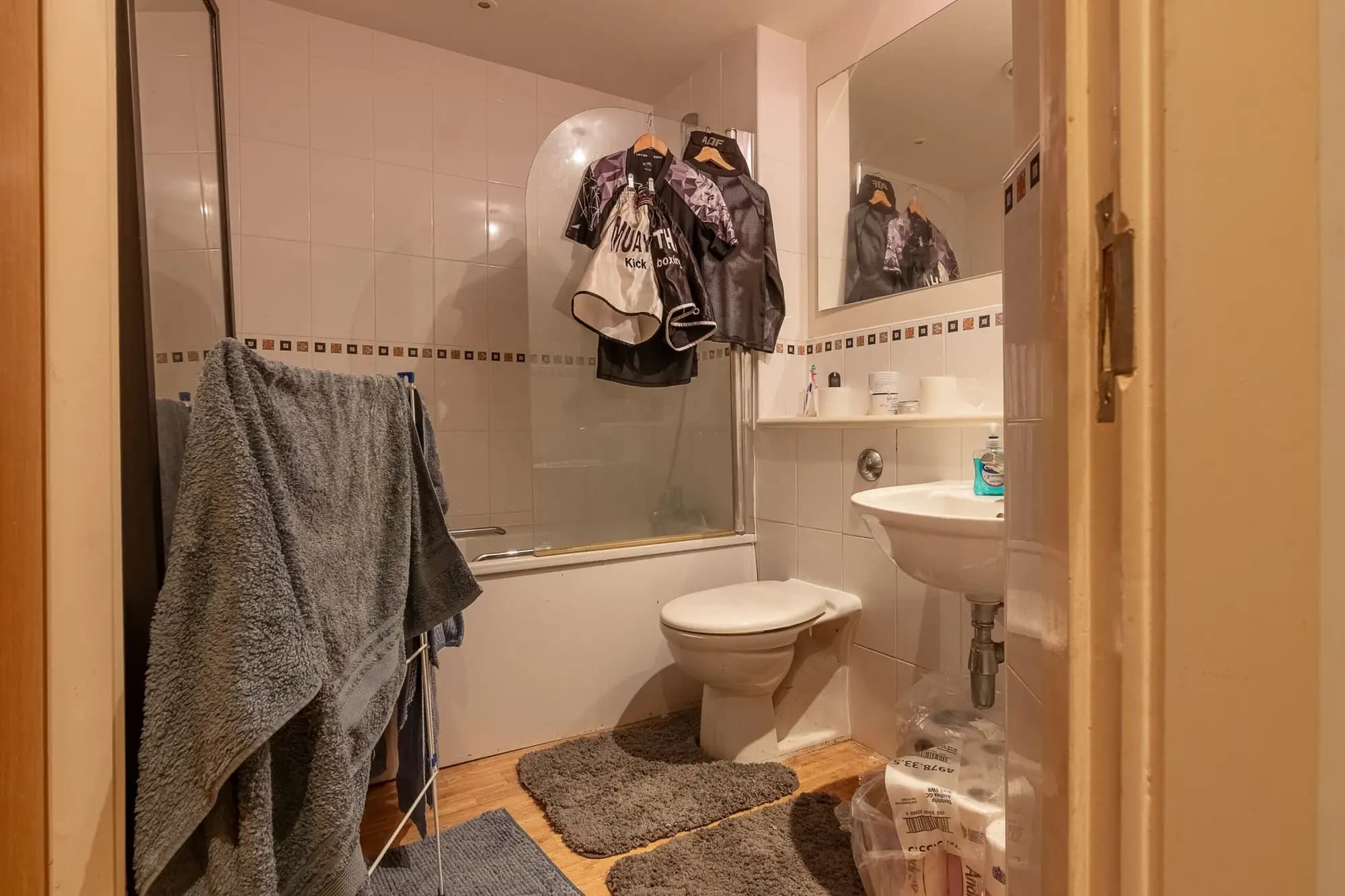 property photo 5 of 10