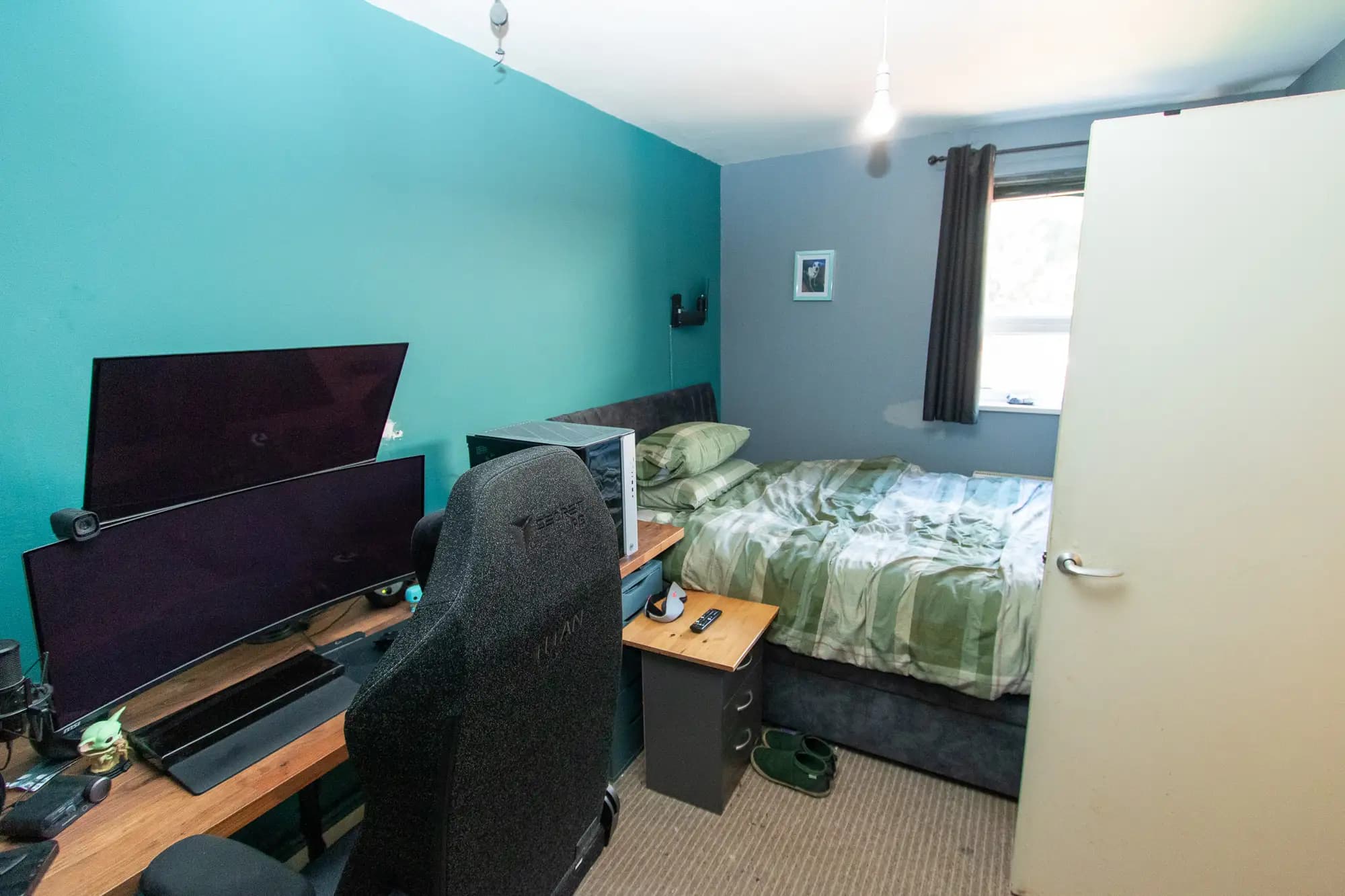 property photo 13 of 24