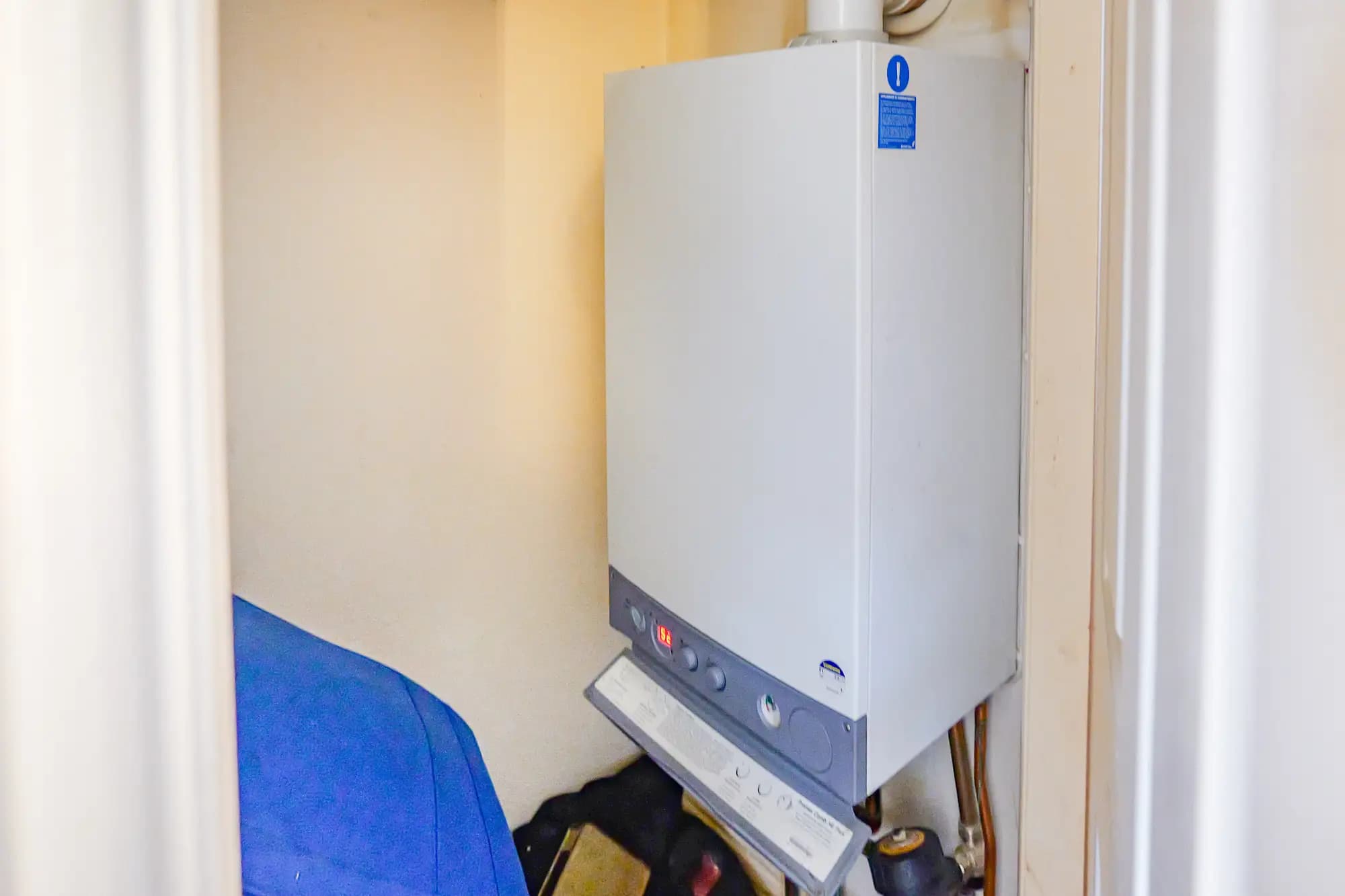 property photo 11 of 15