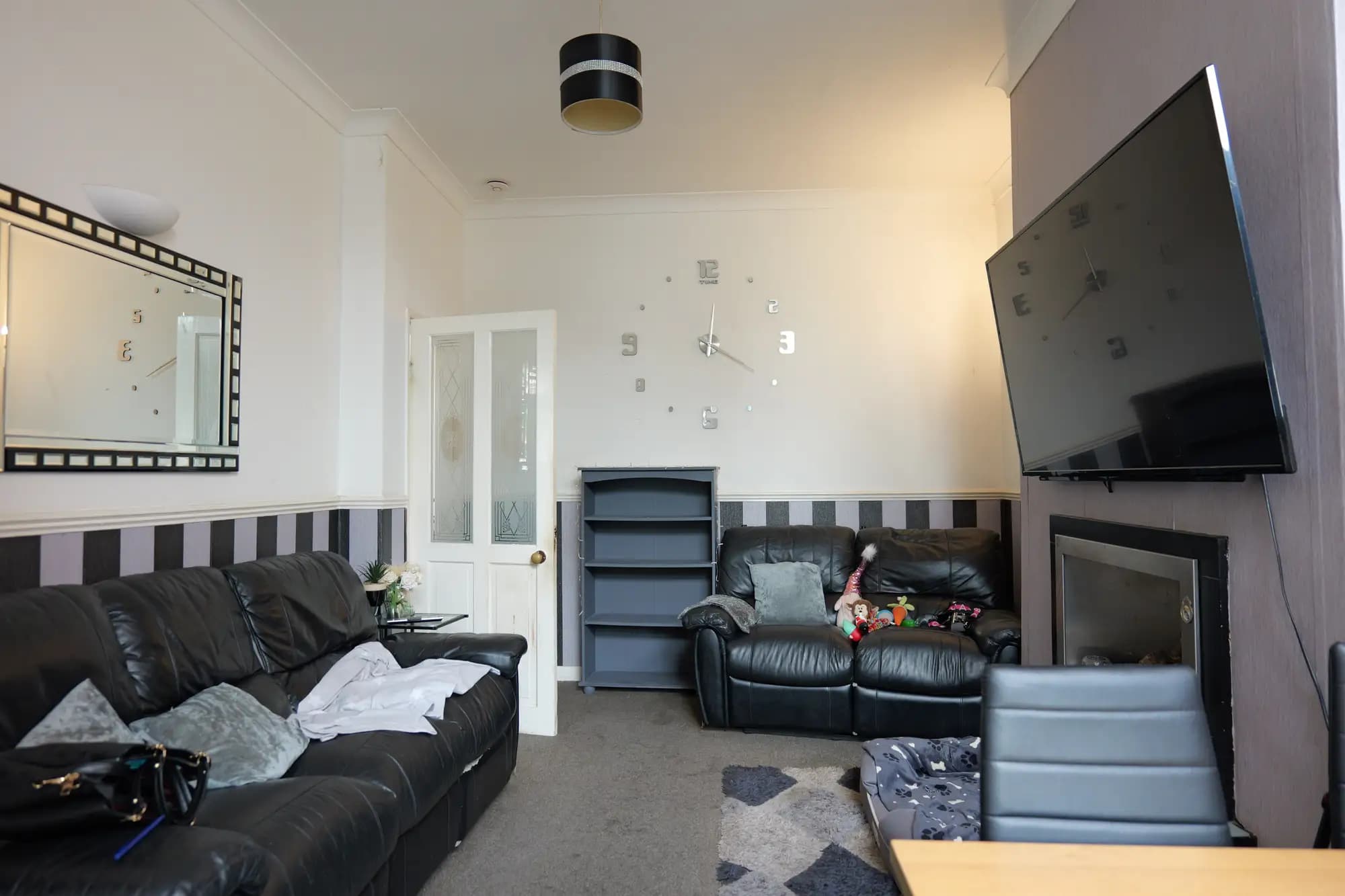 property photo 2 of 26