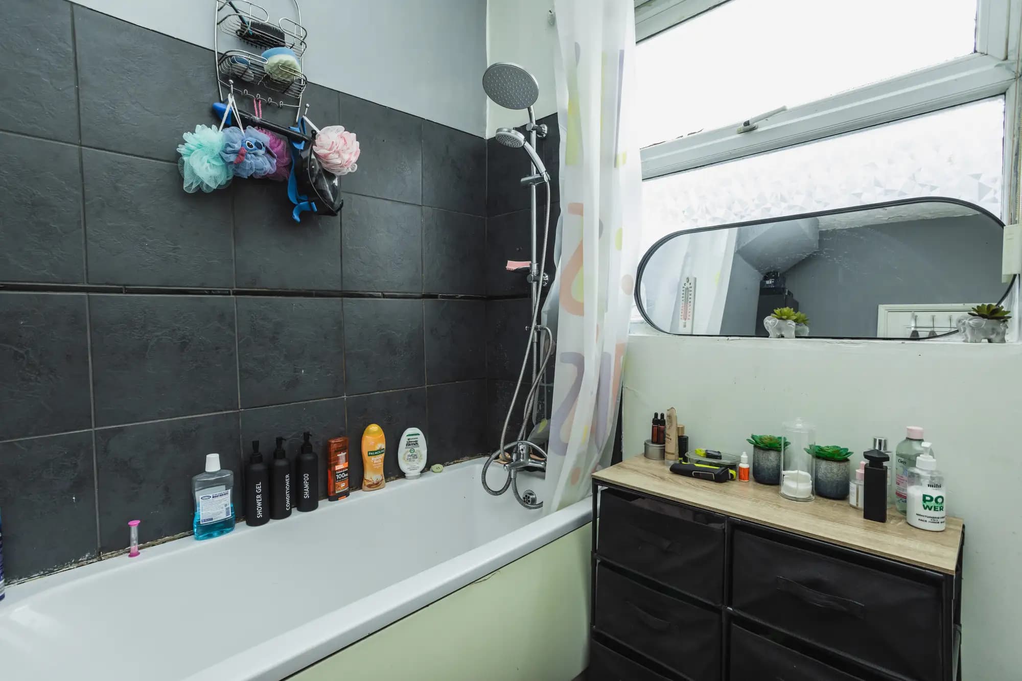 property photo 10 of 27