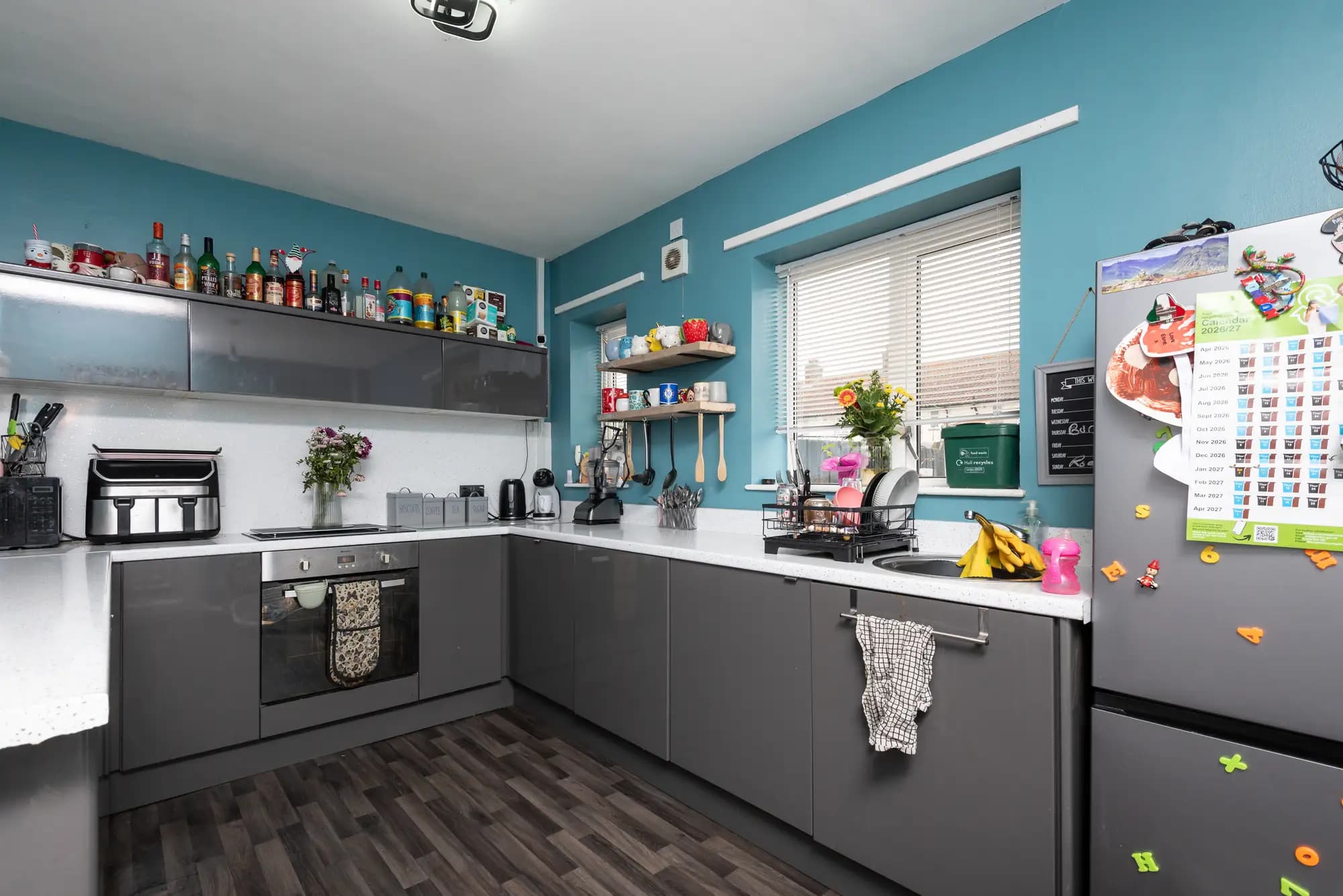 property photo 8 of 27