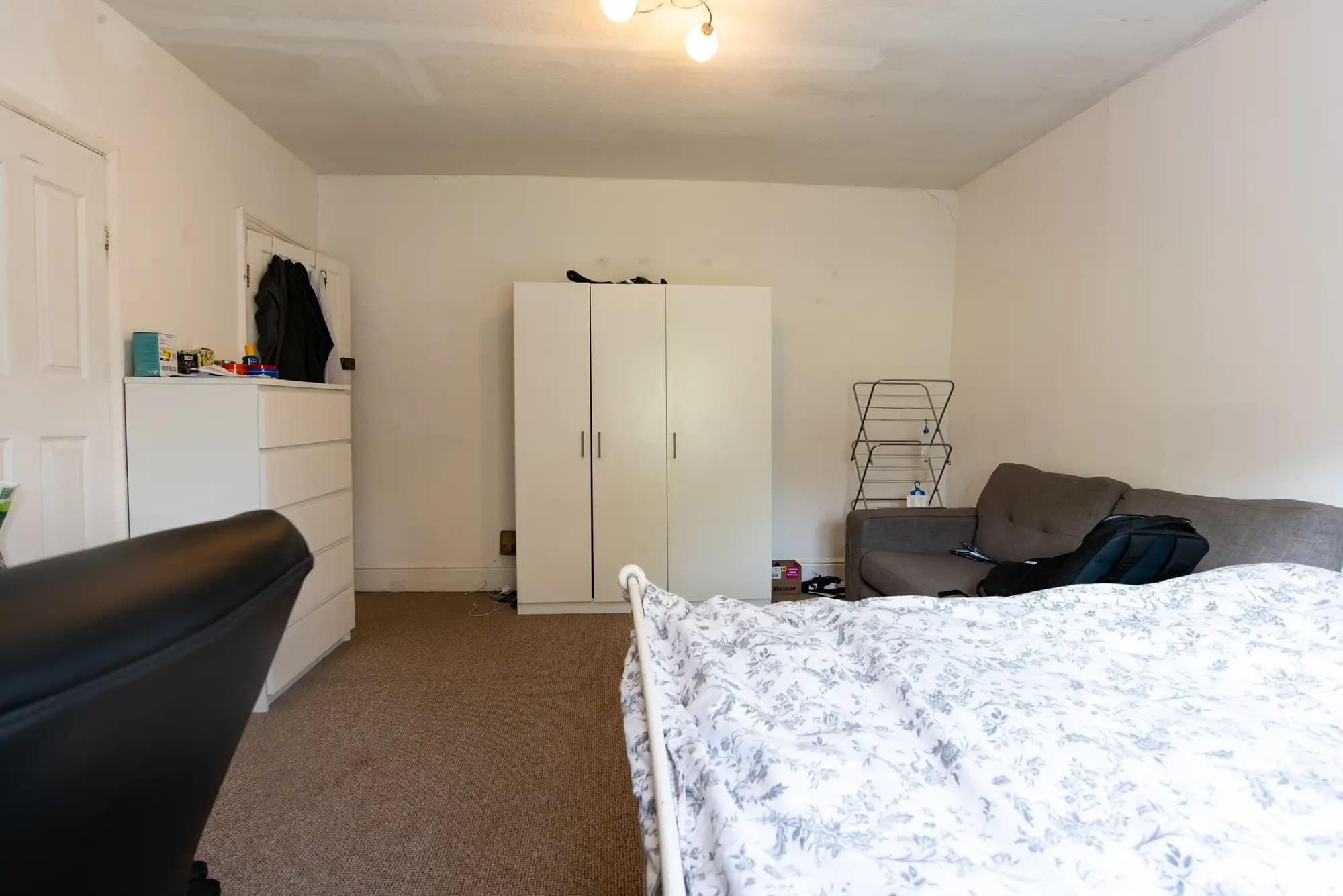 property photo 11 of 20