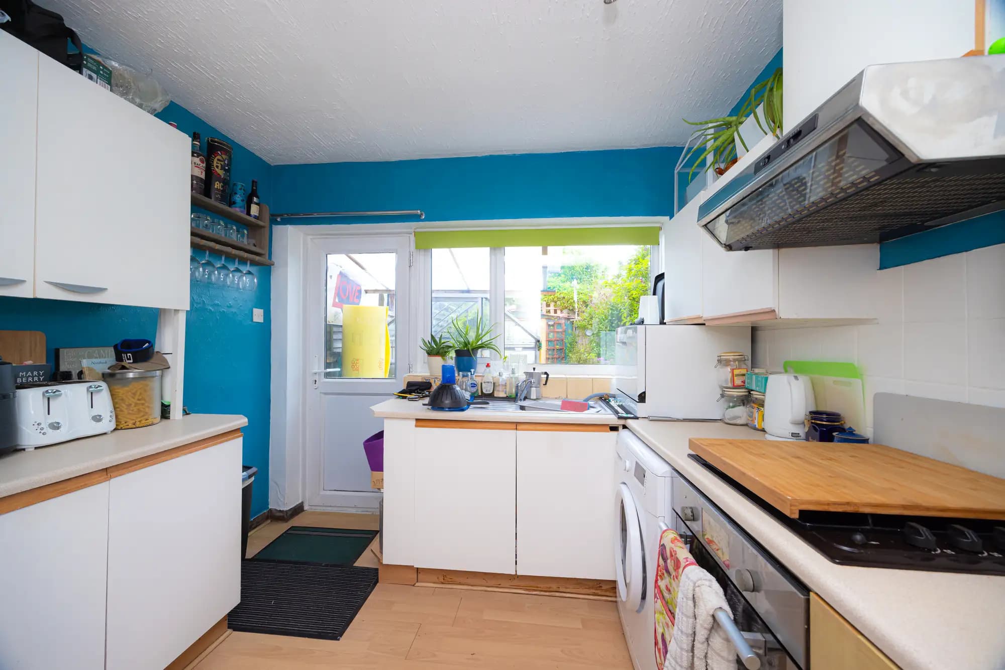 property photo 6 of 14