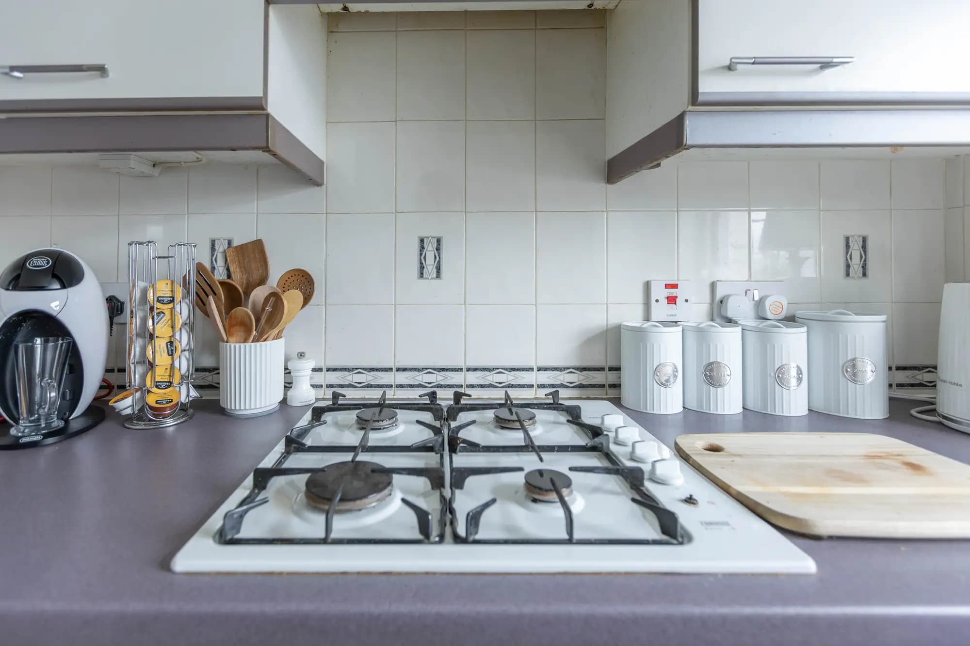 property photo 10 of 34