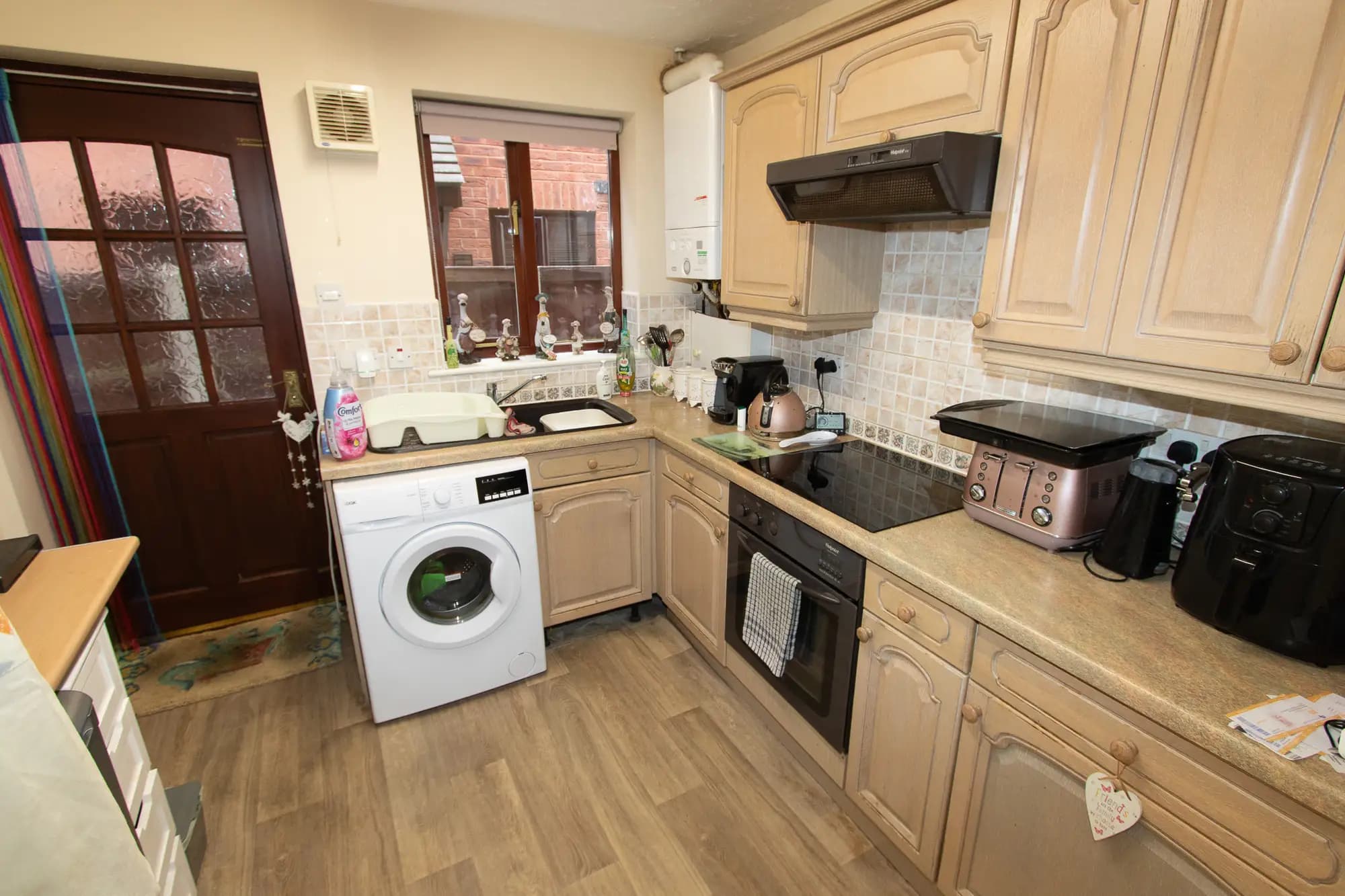 property photo 5 of 12