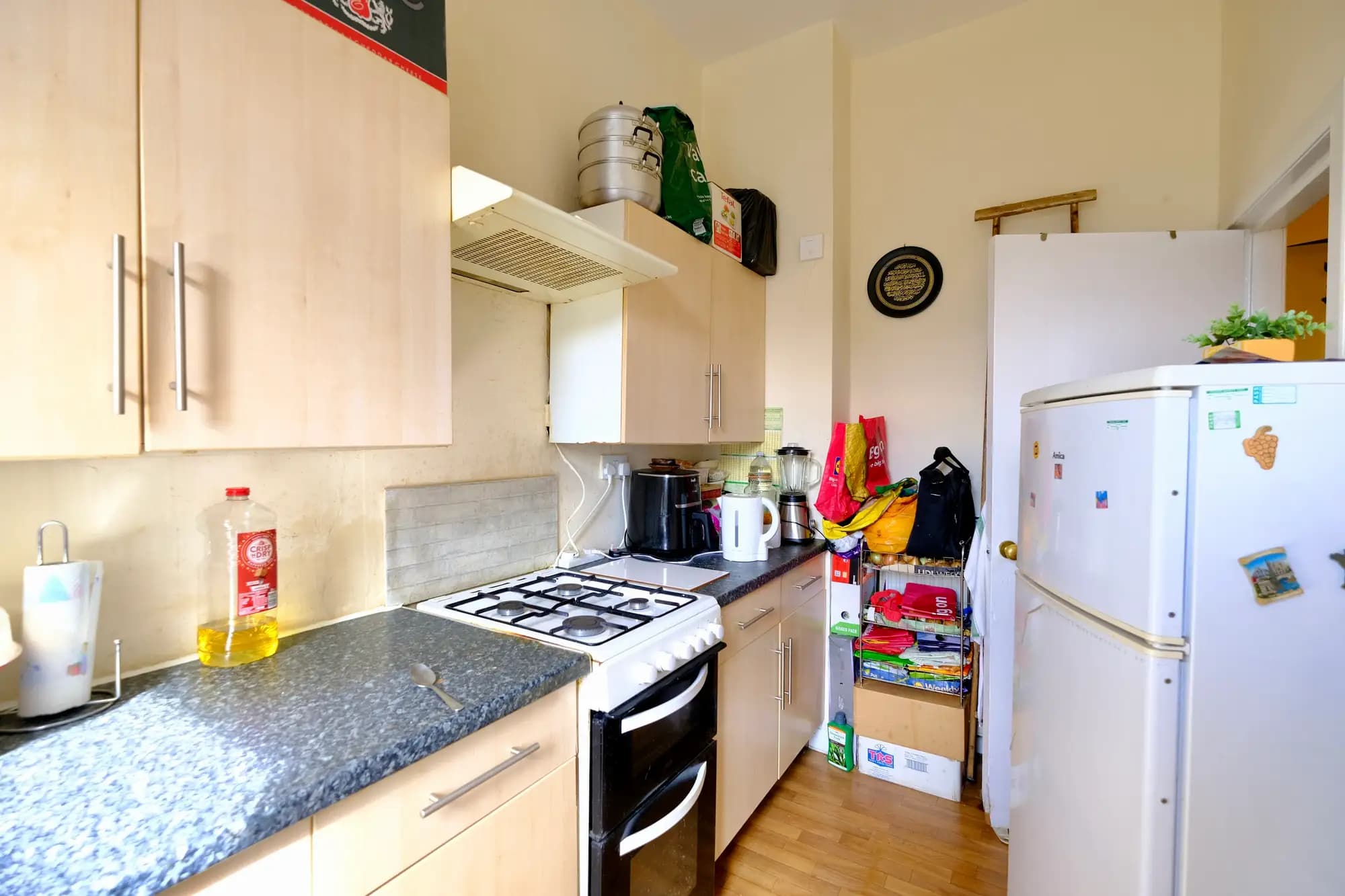 property photo 5 of 13