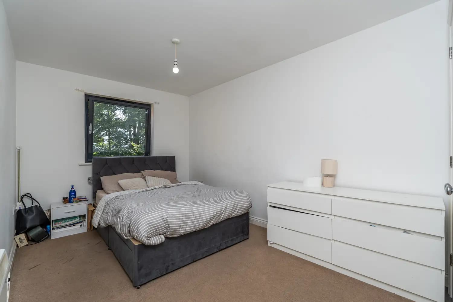 property photo 10 of 18