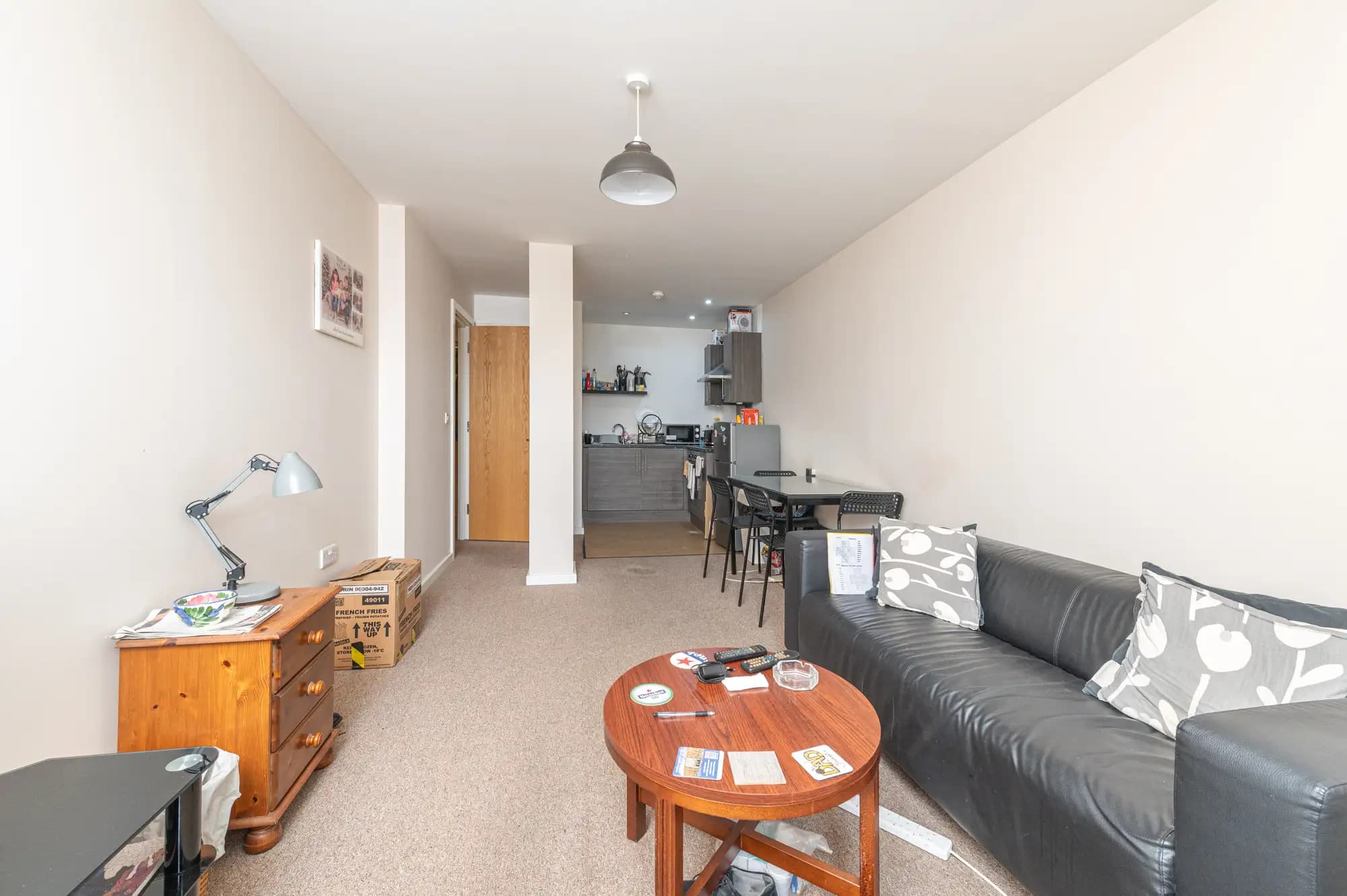 property photo 3 of 10