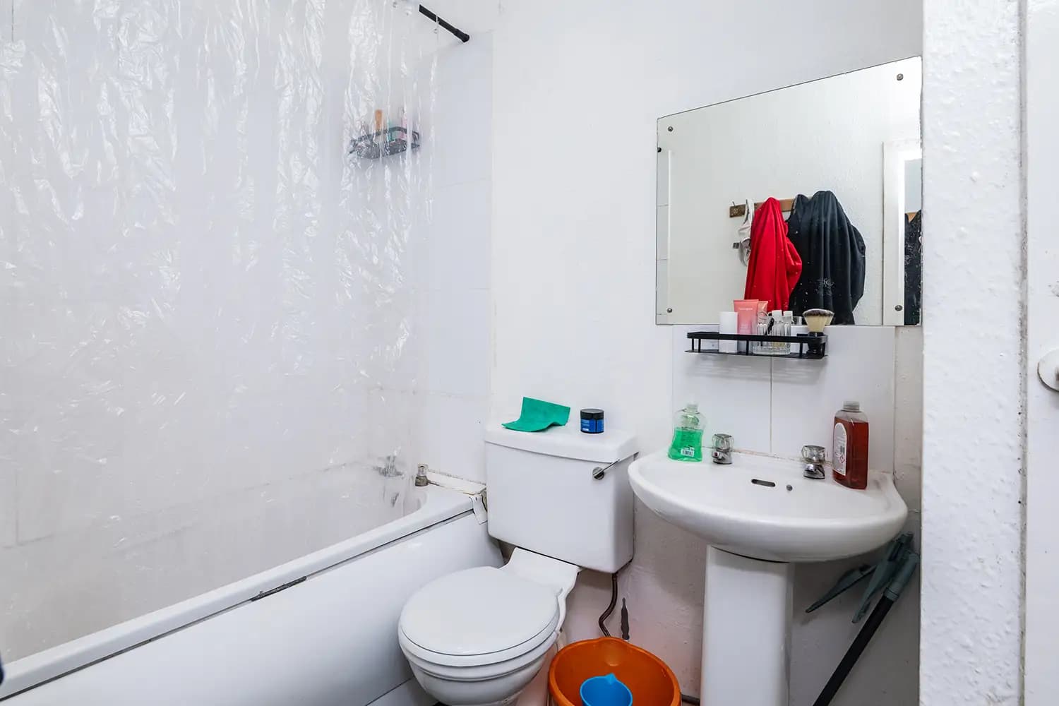 property photo 23 of 32