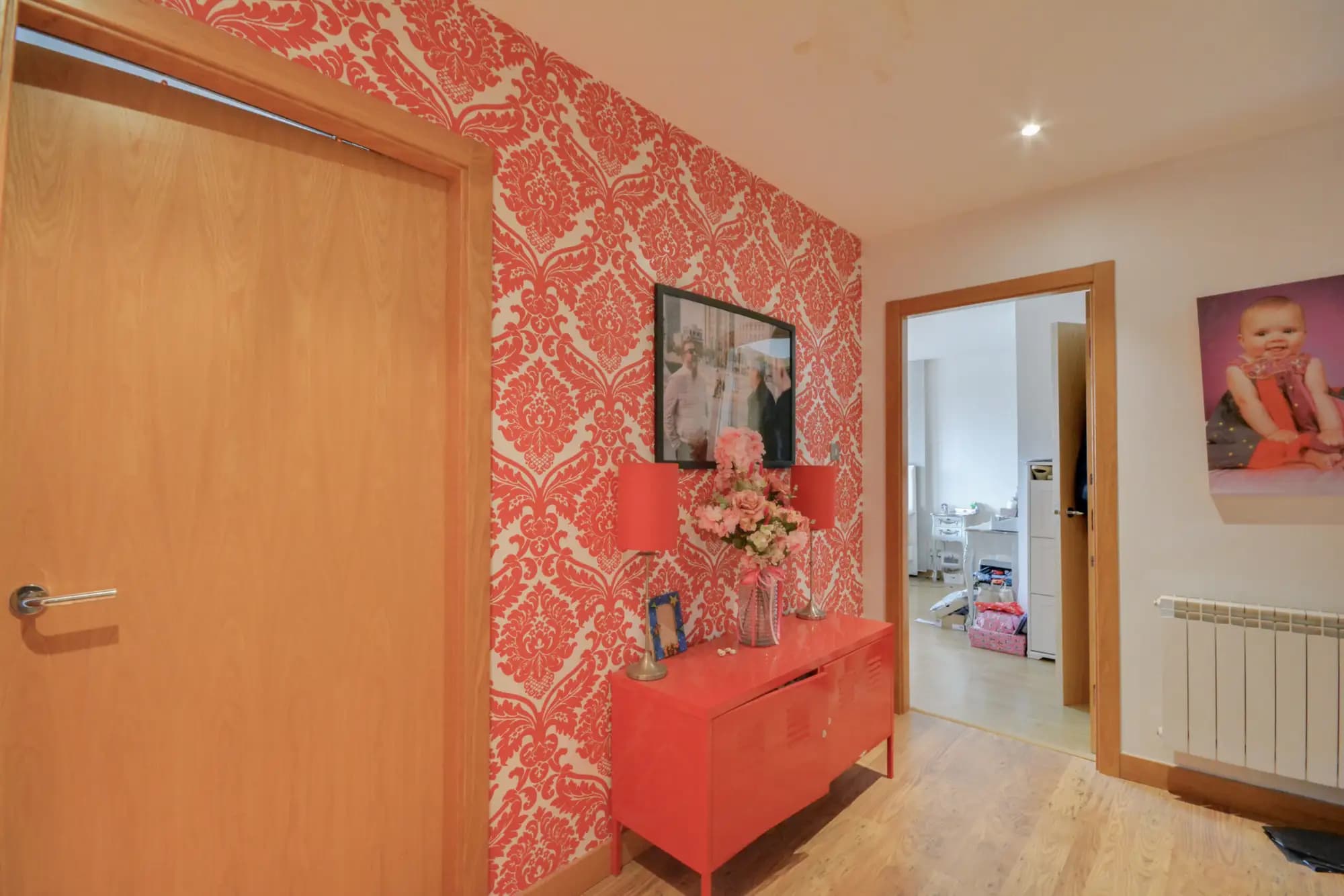 property photo 21 of 38