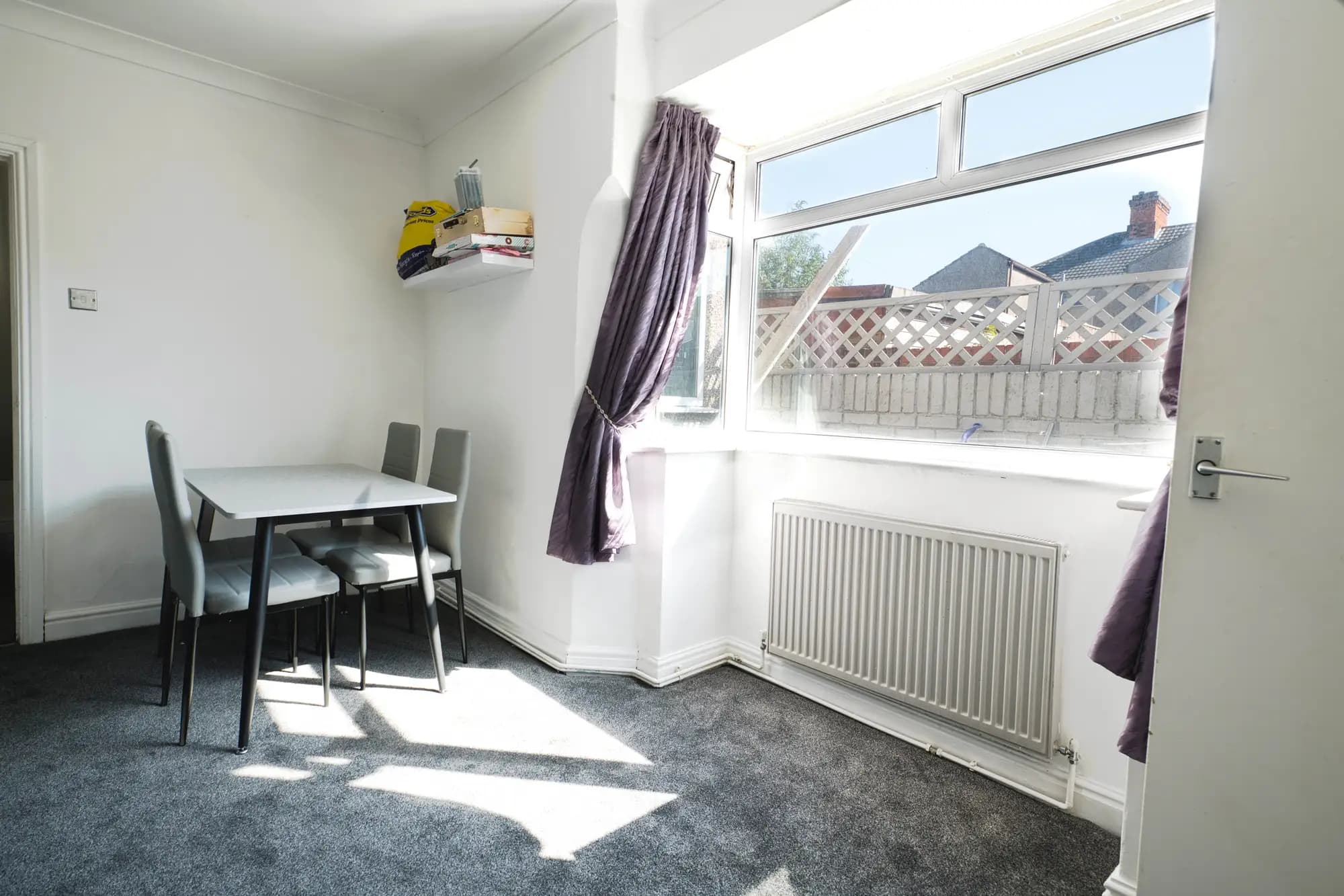 property photo 5 of 29