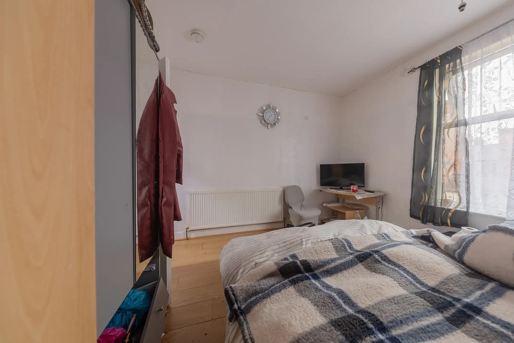 property photo 11 of 25