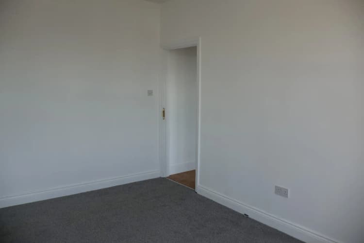 property photo 28 of 37