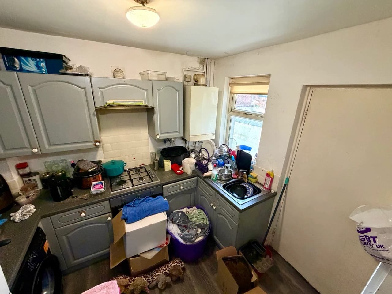 property photo 6 of 17