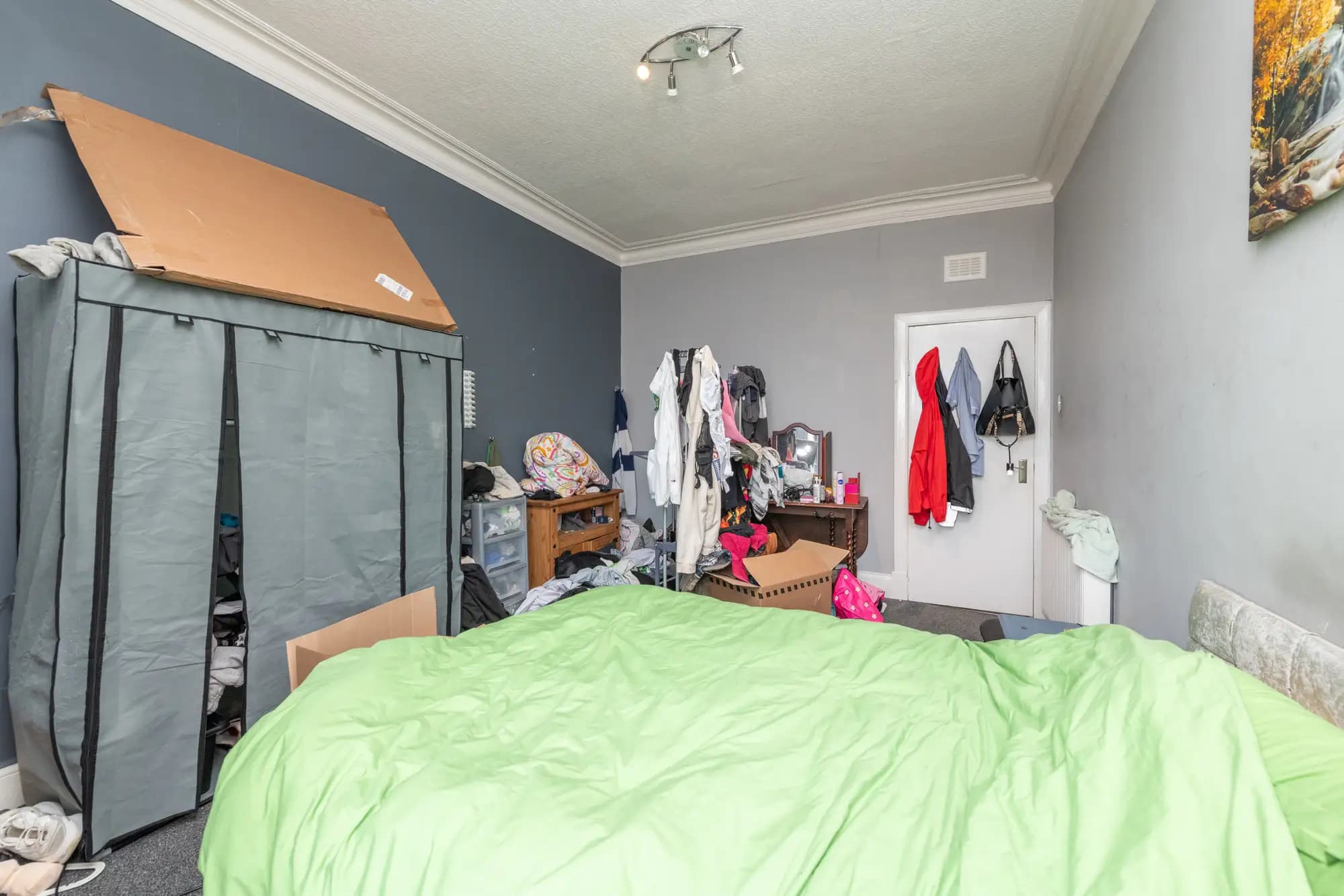 property photo 12 of 24