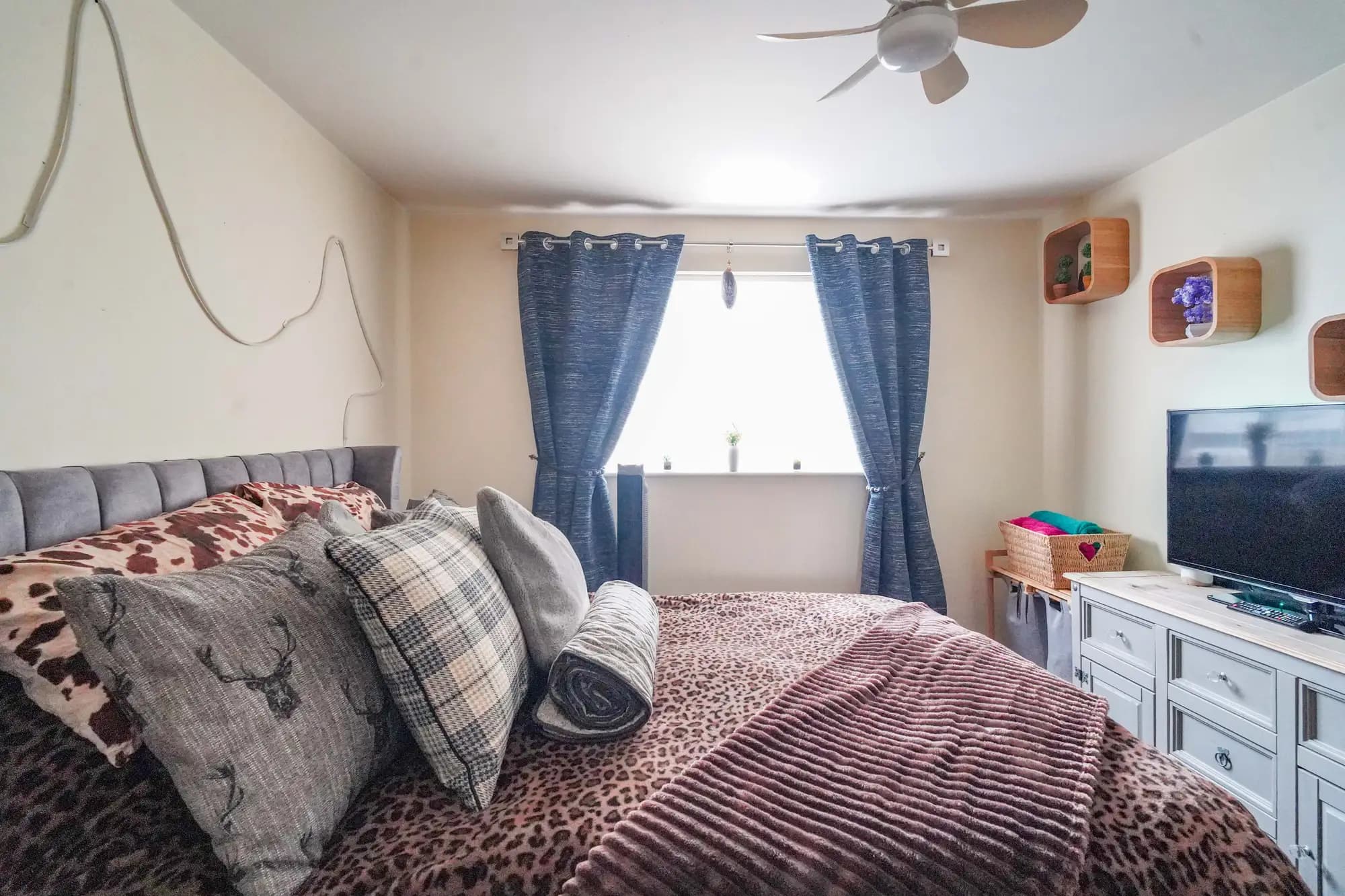 property photo 13 of 22