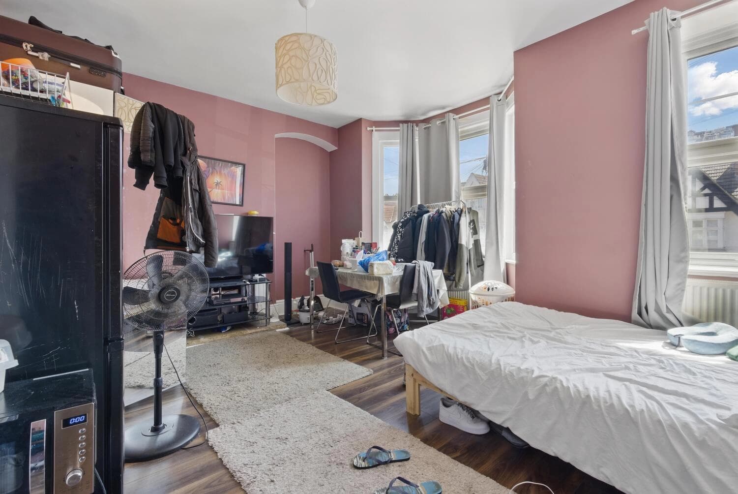 property photo 13 of 19