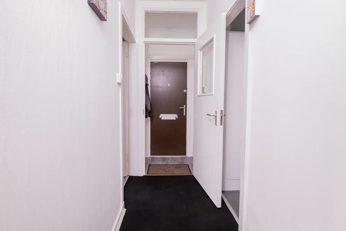 property photo 17 of 24