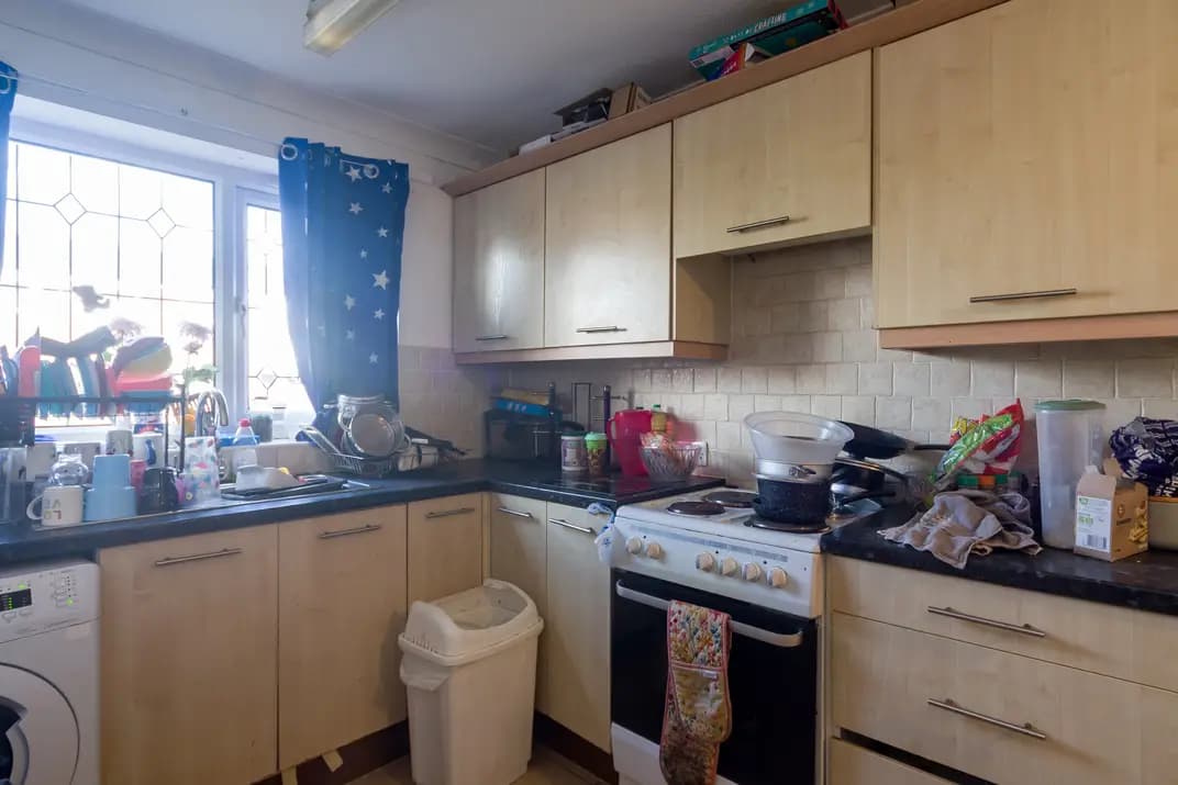 property photo 5 of 24