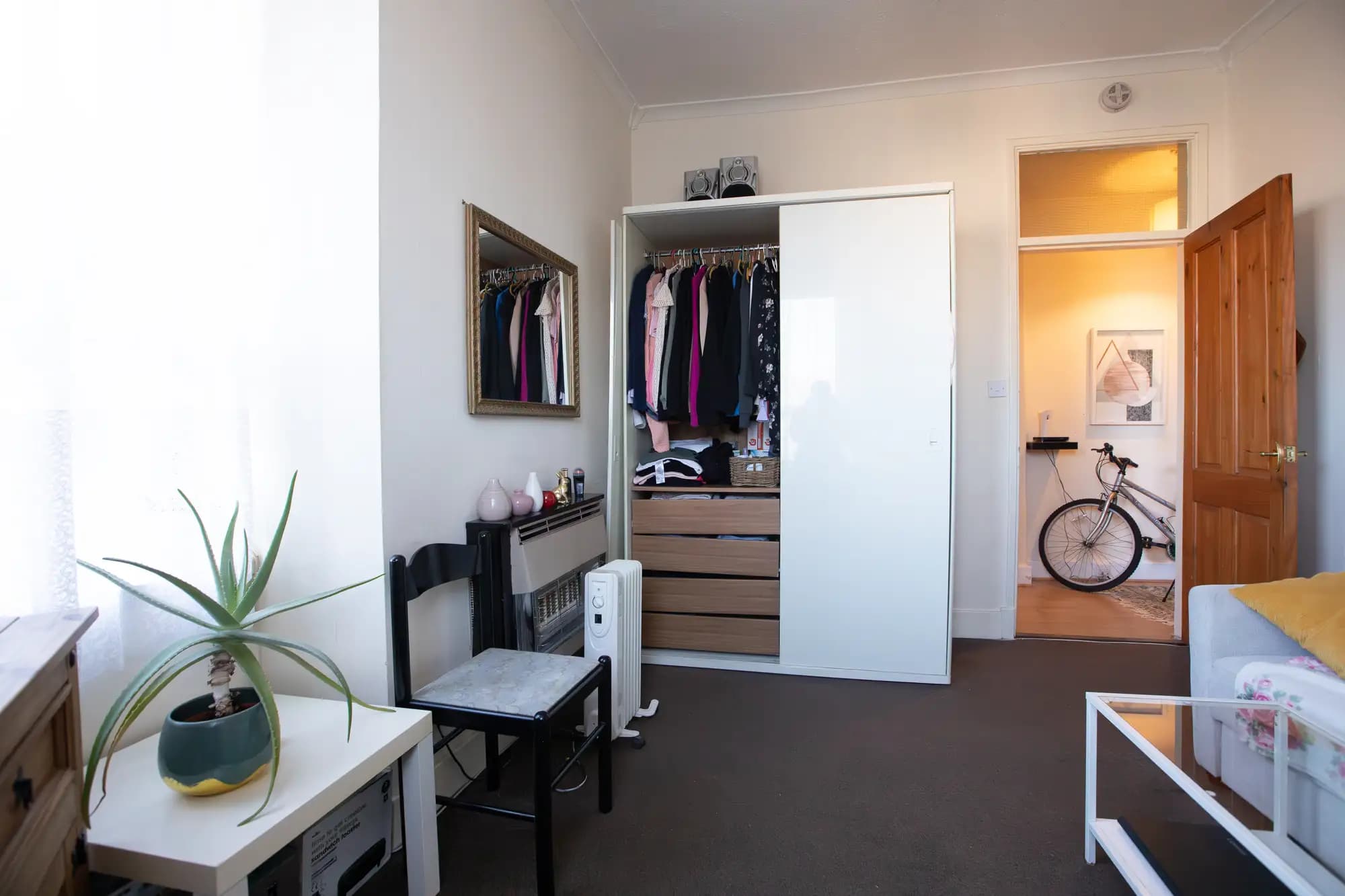 property photo 6 of 30