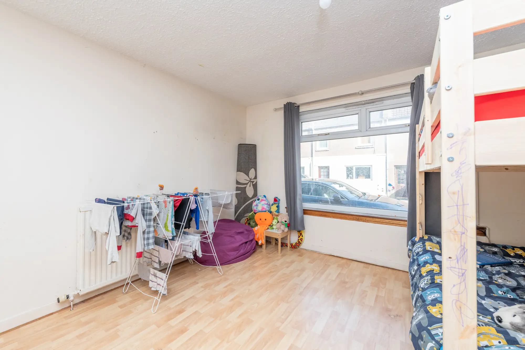 property photo 13 of 20