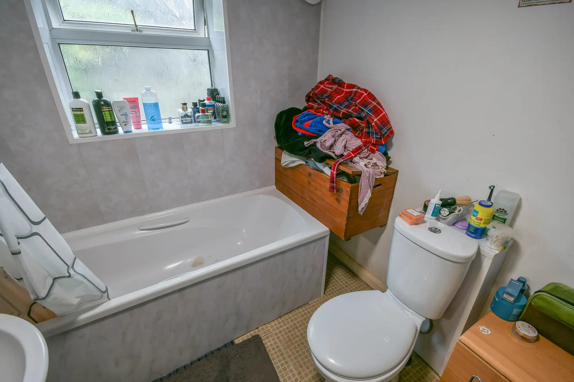 property photo 7 of 19