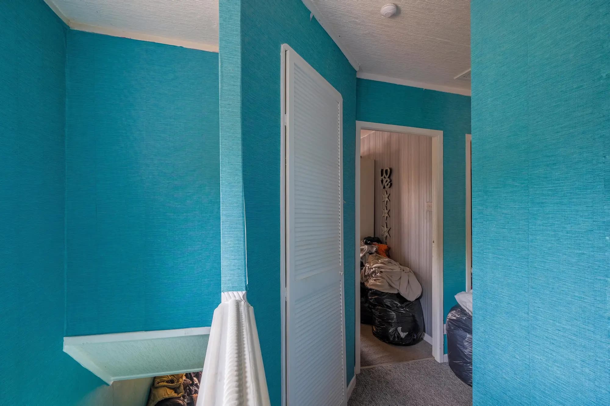 property photo 17 of 20