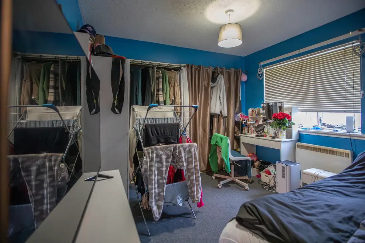 property photo 11 of 23