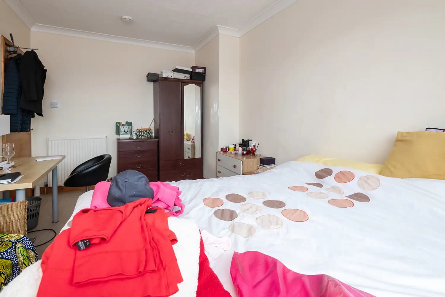 property photo 11 of 36