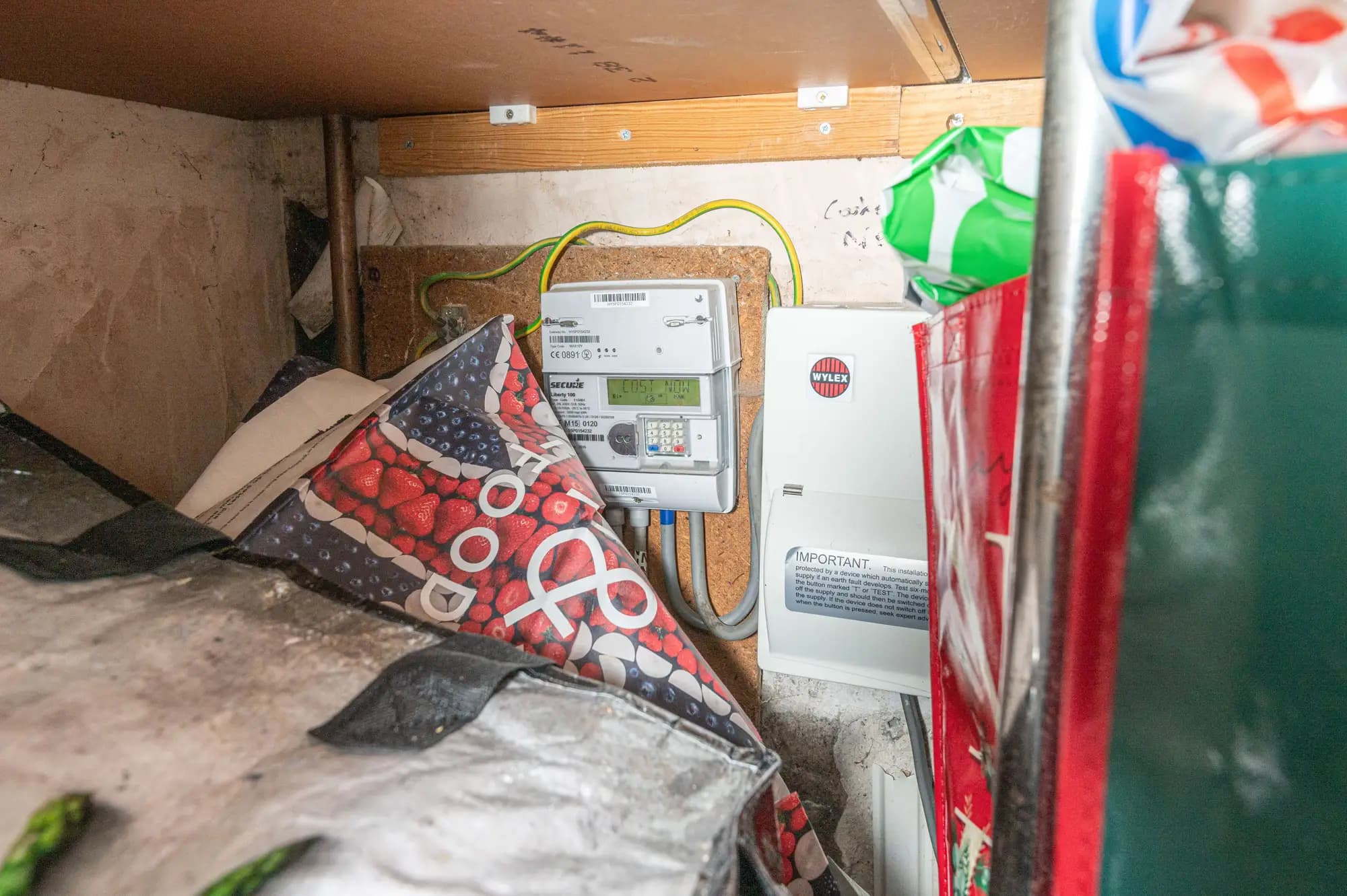 property photo 13 of 16