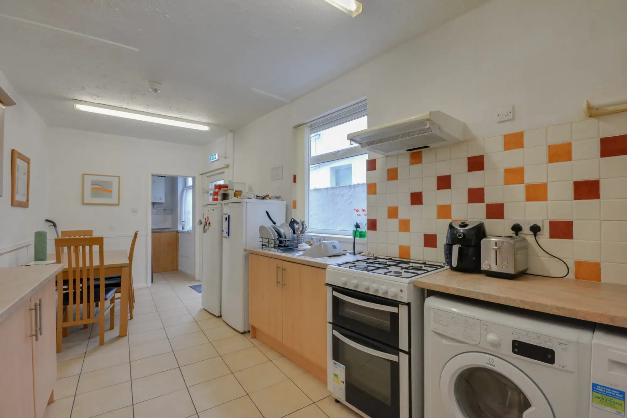 property photo 5 of 18