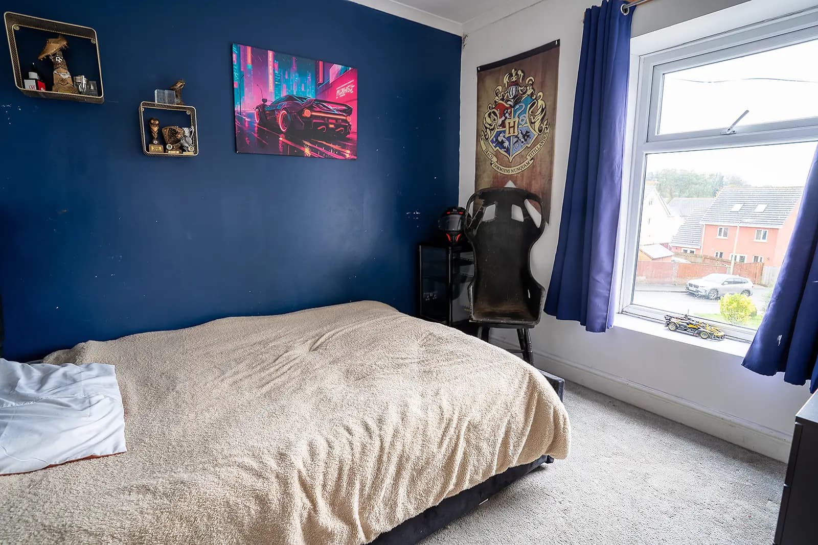 property photo 15 of 26