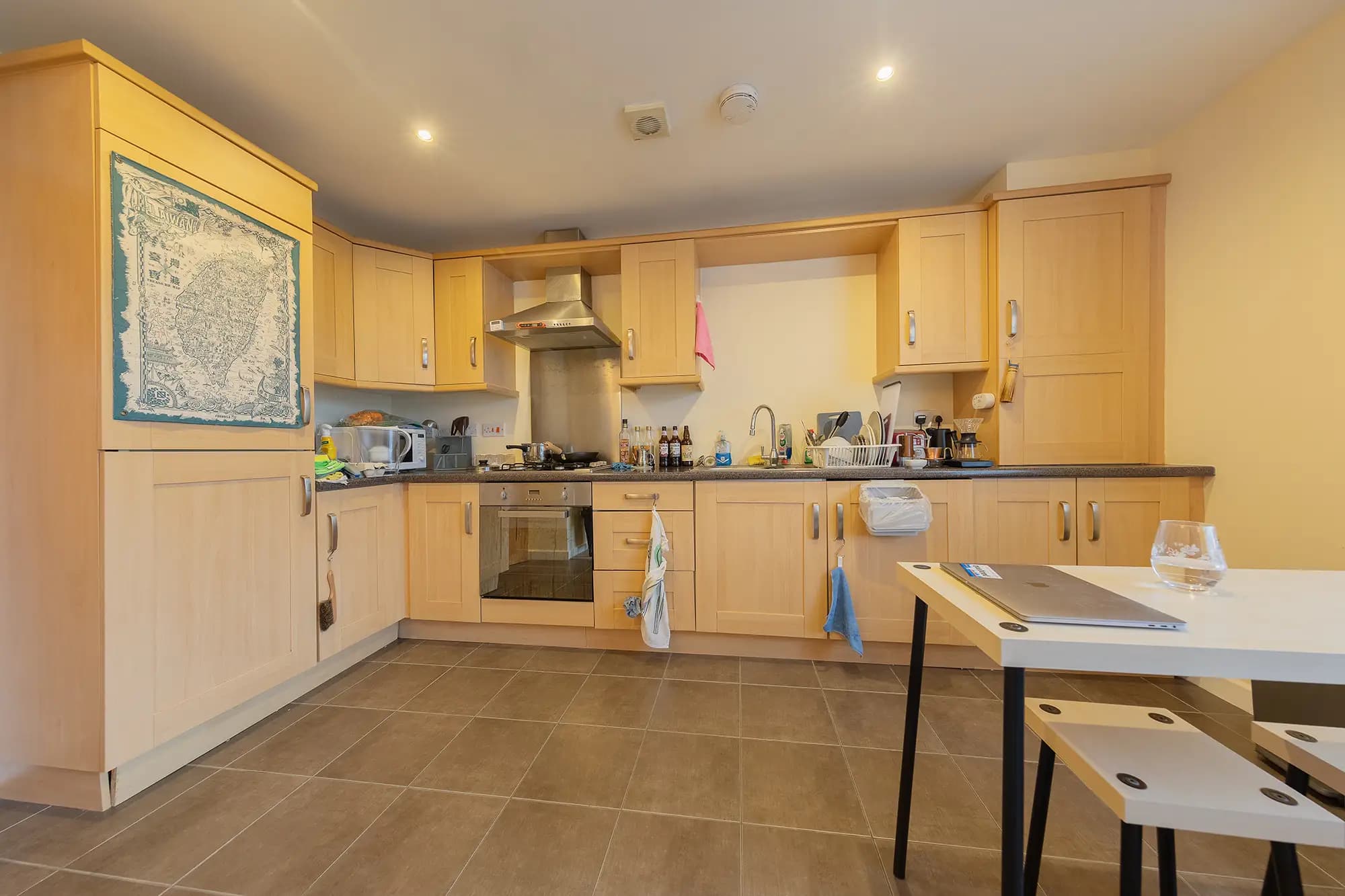 property photo 4 of 17