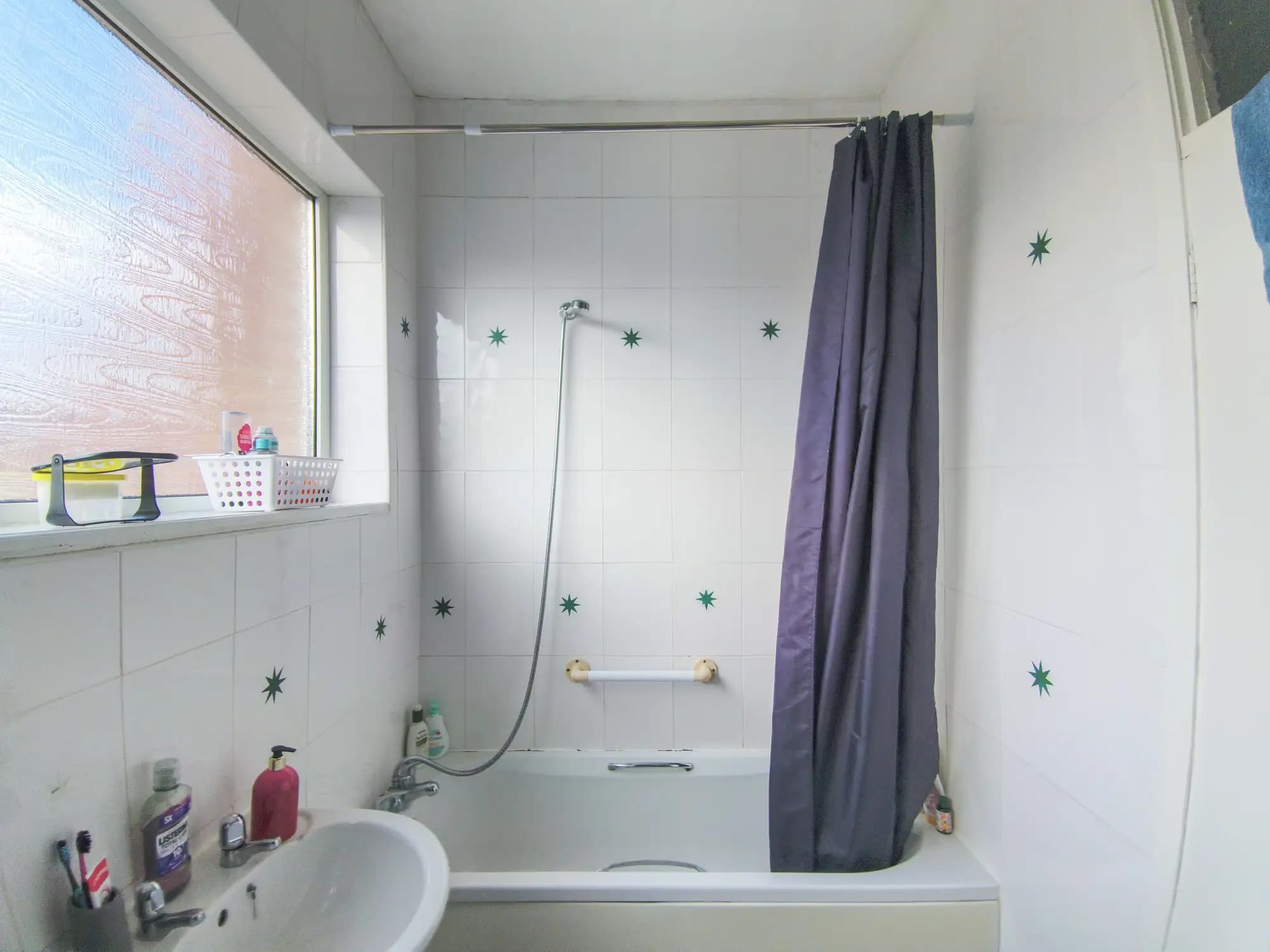 property photo 9 of 18