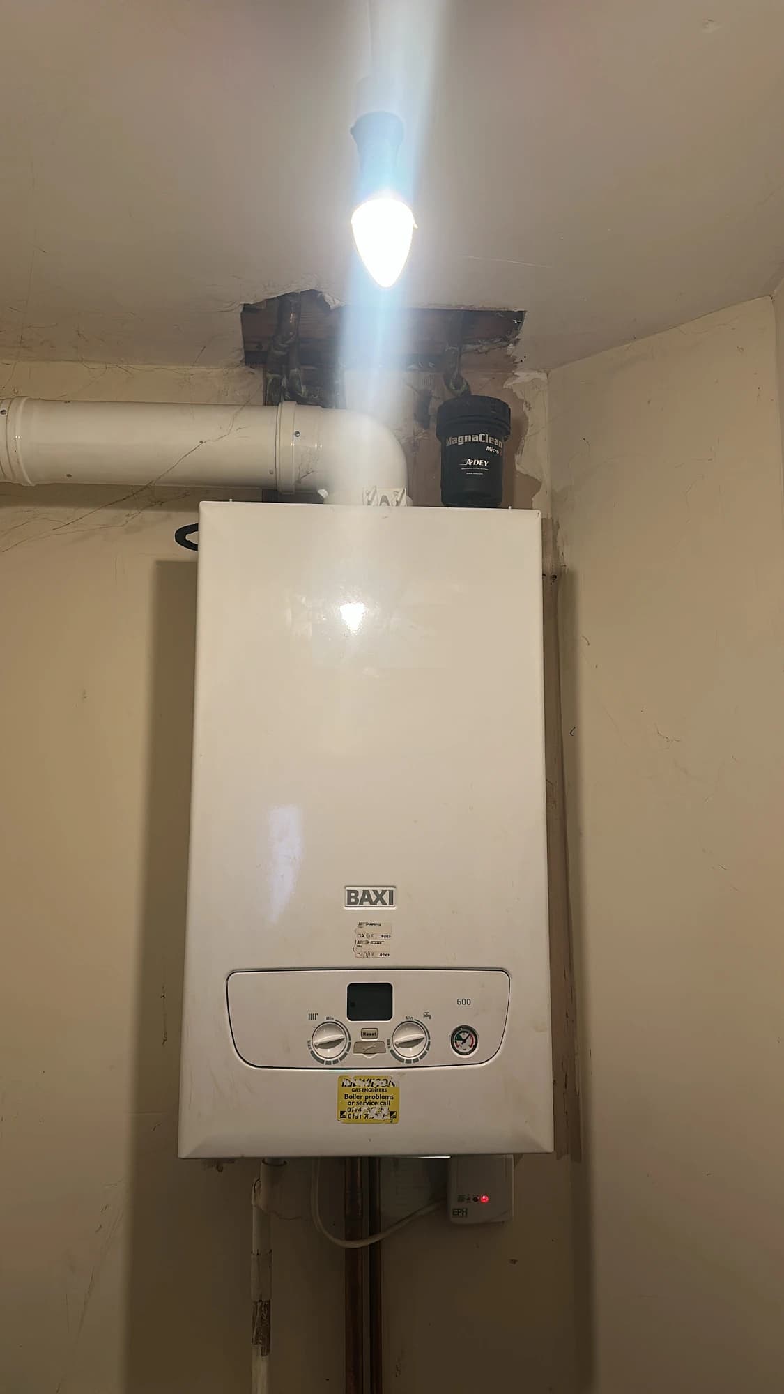 property photo 8 of 10