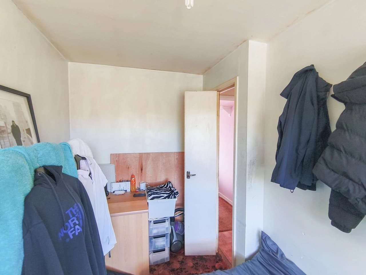property photo 11 of 16