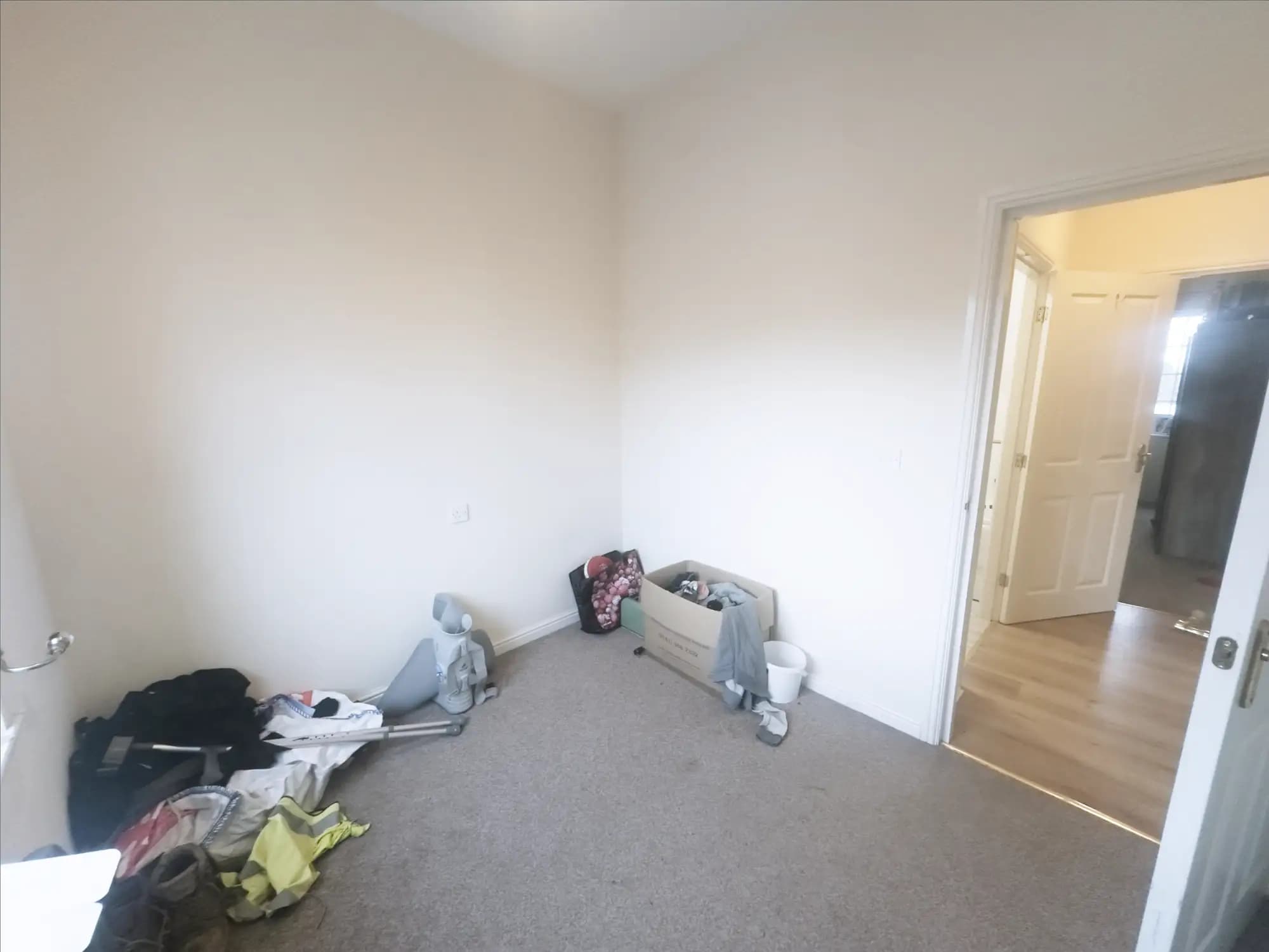 property photo 12 of 20