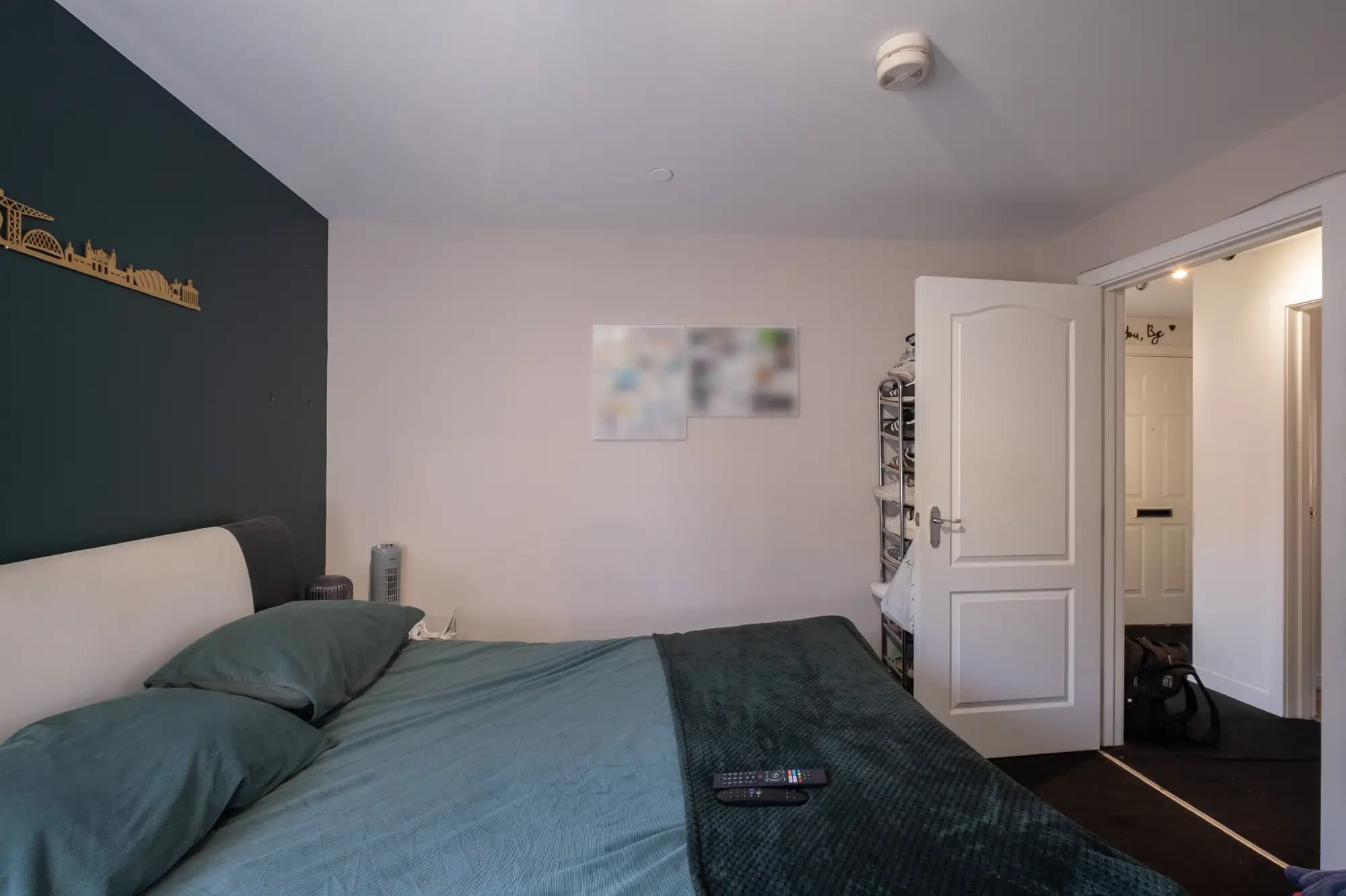 property photo 17 of 29