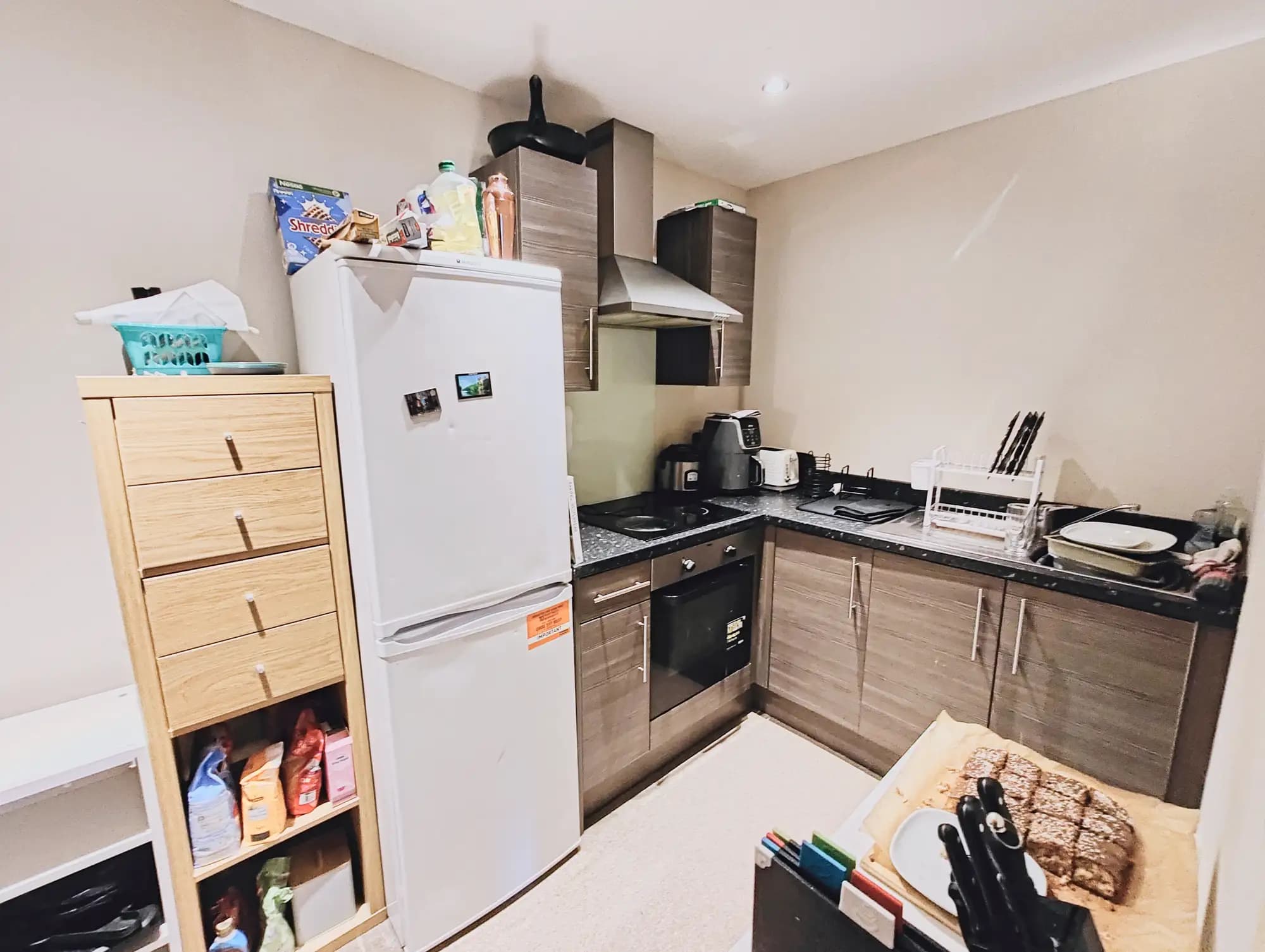 property photo 4 of 16