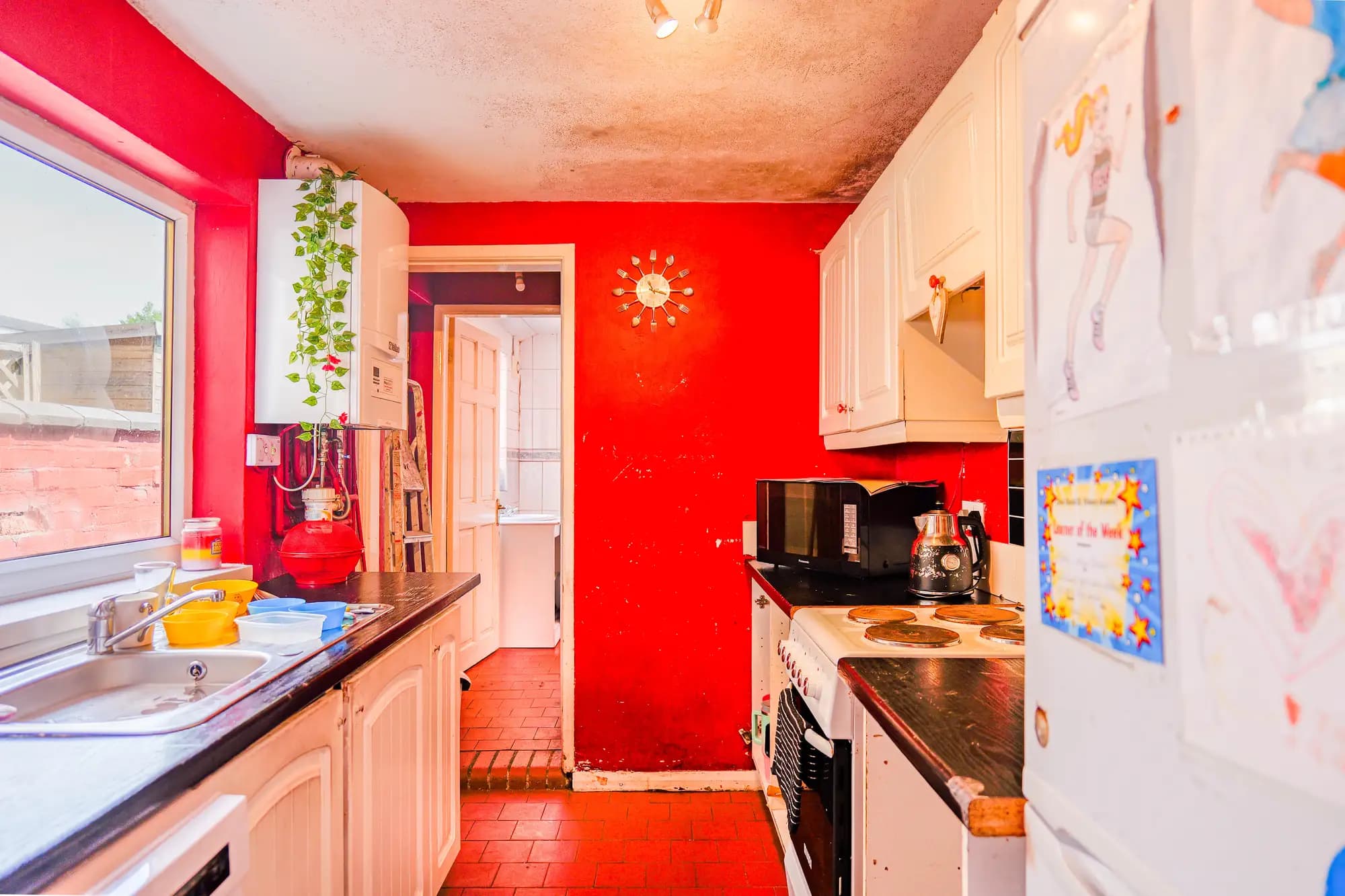 property photo 4 of 17