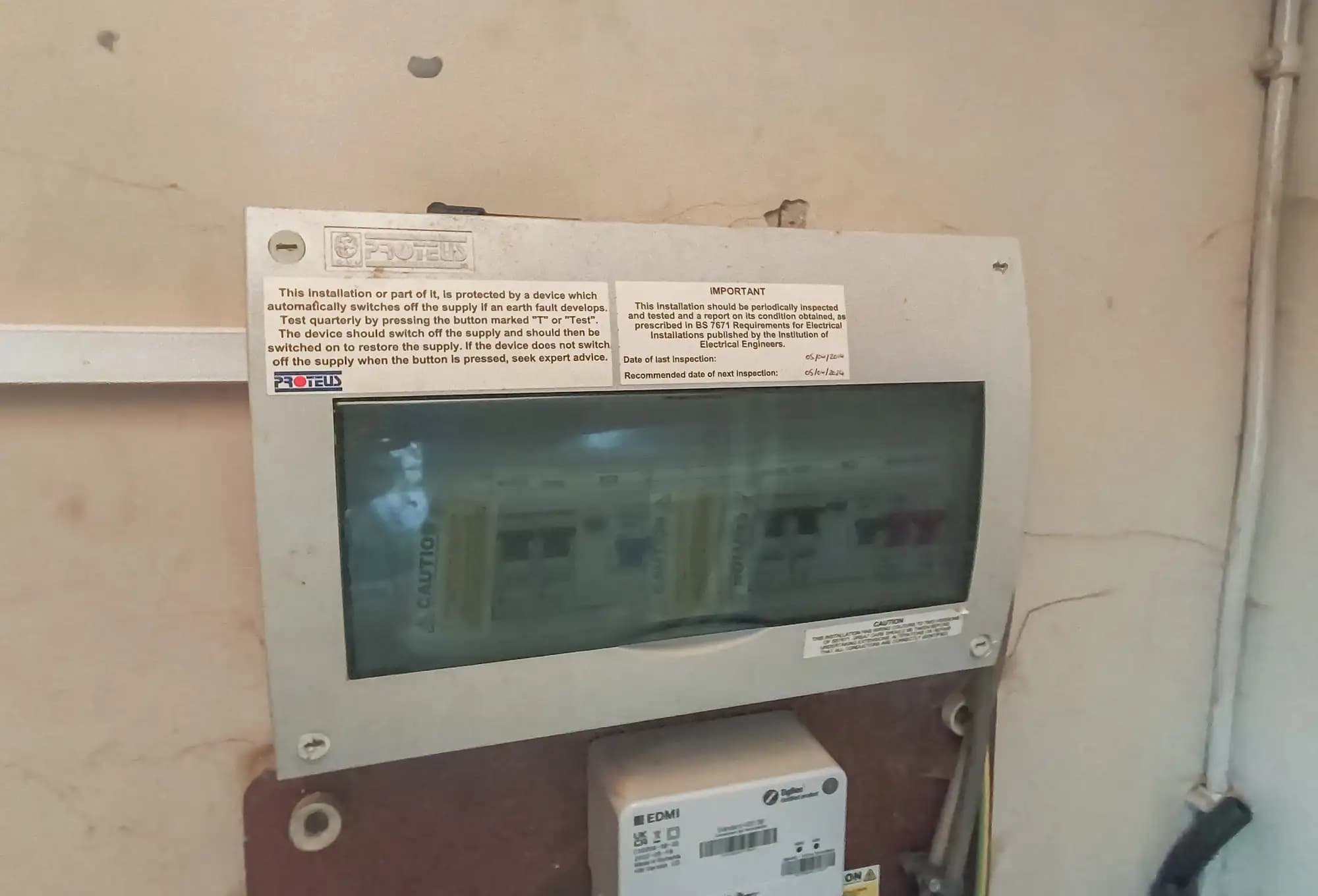 property photo 10 of 11