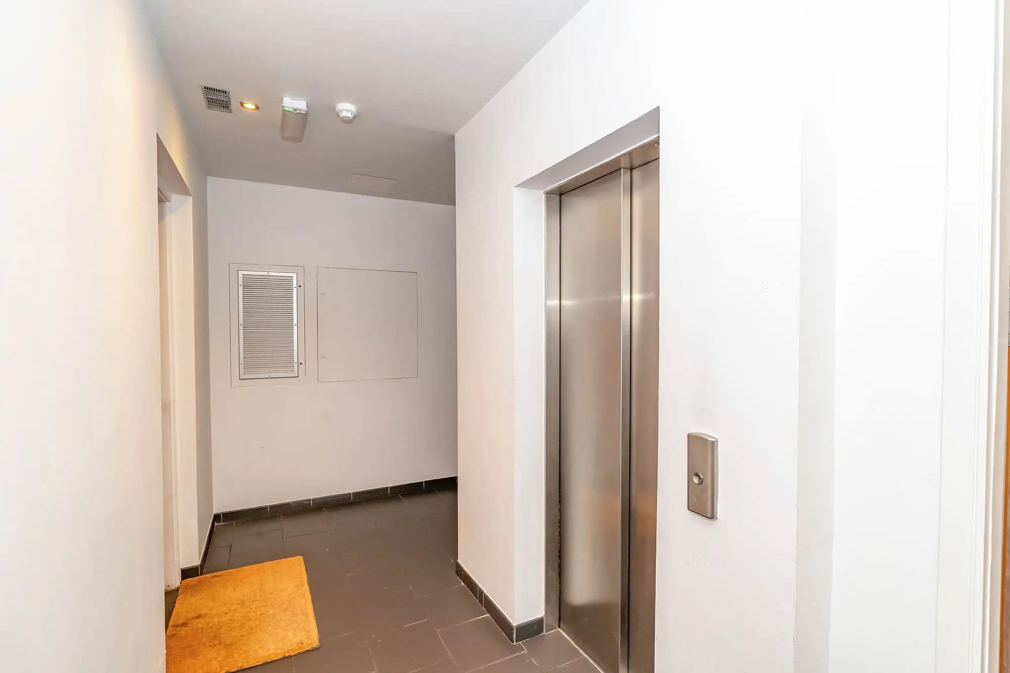 property photo 31 of 39
